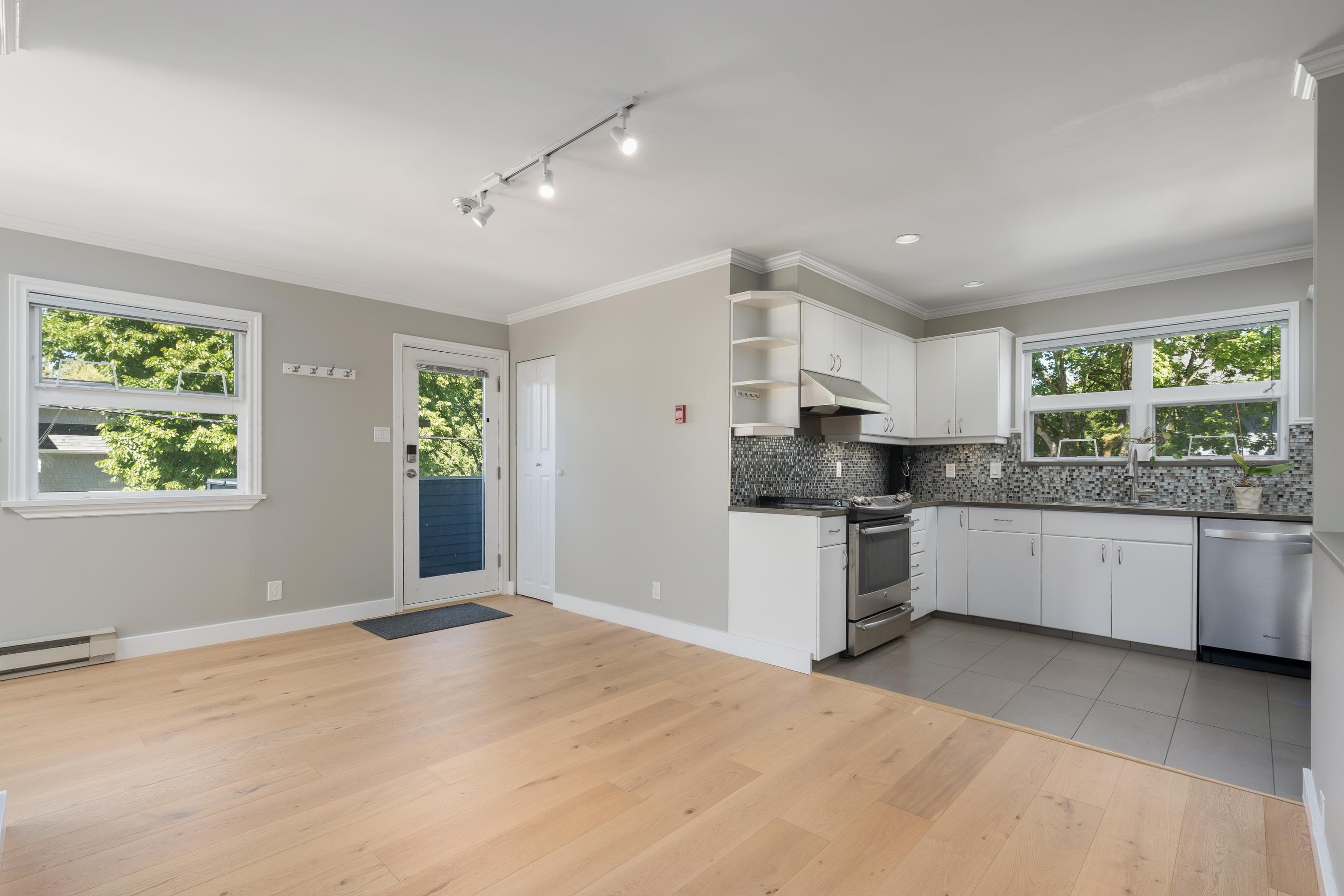 3085 Maple Street, Vancouver, V6J 4W7 — photo 4