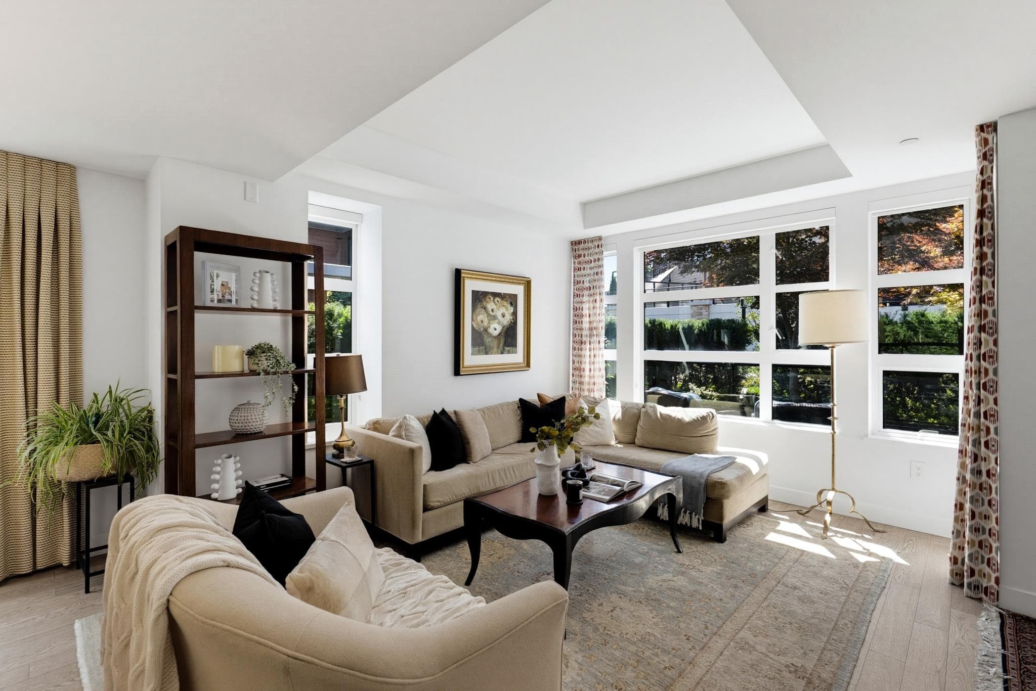 204 - 1055 Ridgewood Drive, North Vancouver, V7R 0A5 — photo 4