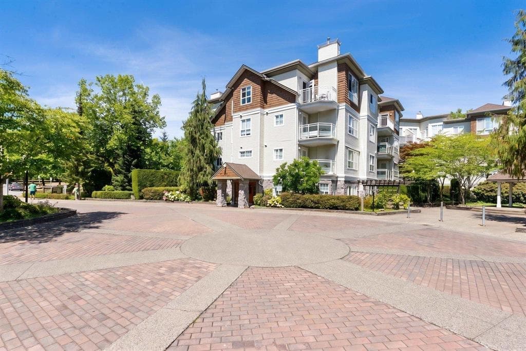 305 - 10188 155 Street, Surrey