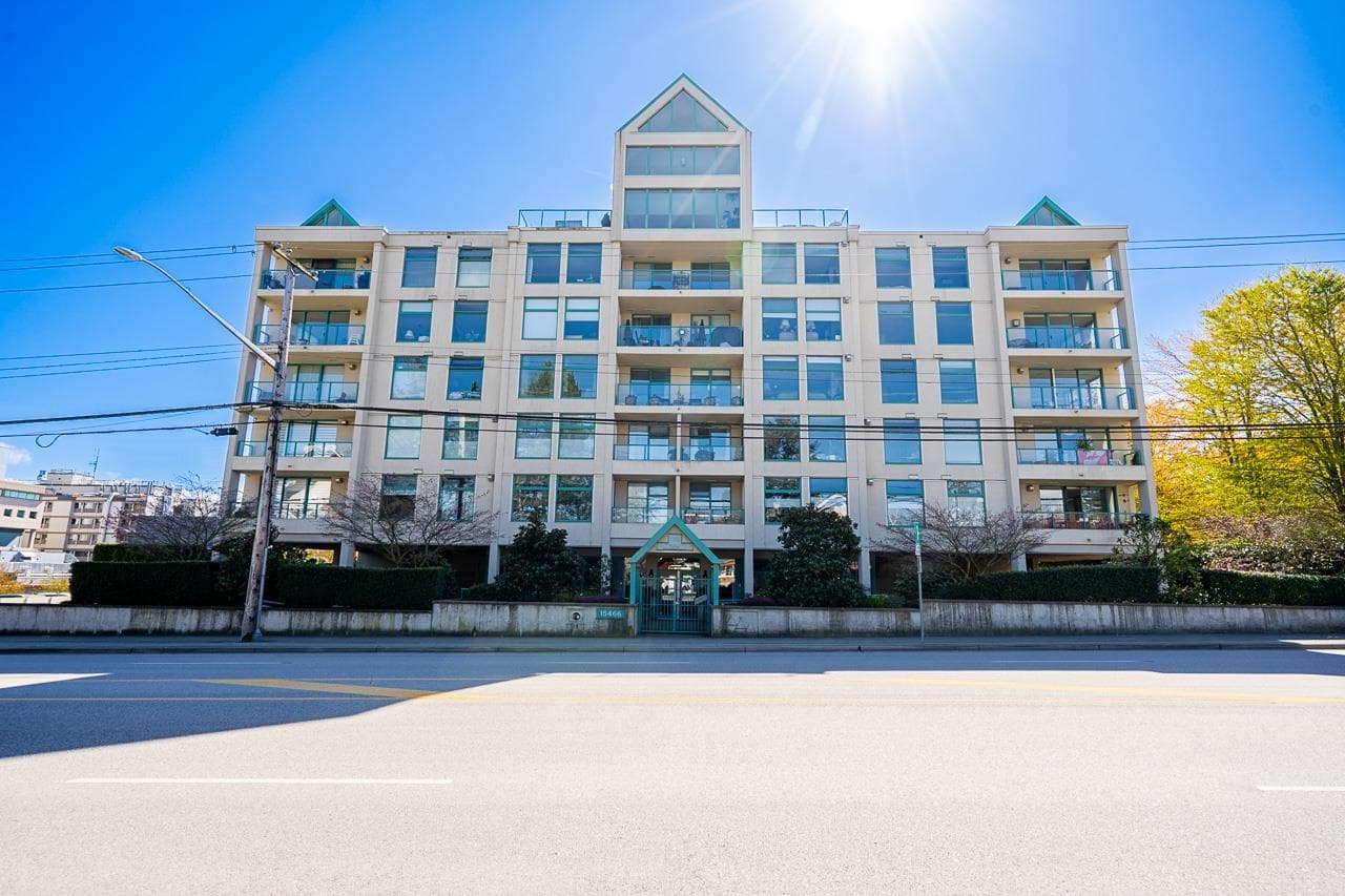 506 - 15466 North Bluff Road, White Rock