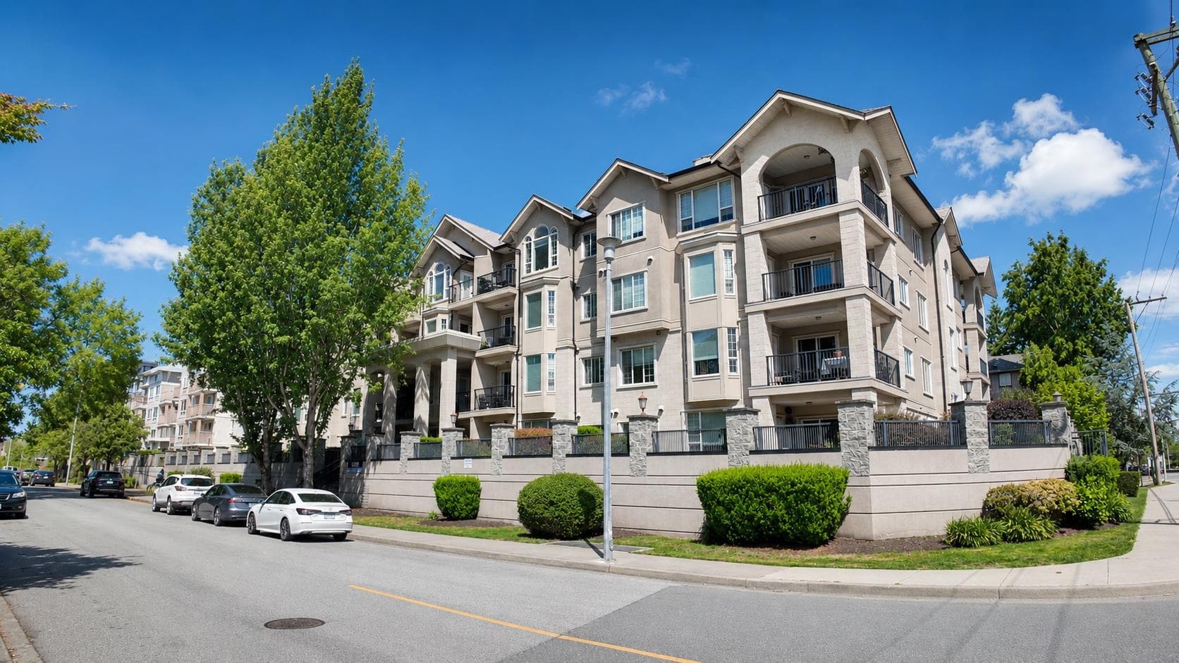 209 - 20281 53a Avenue, Langley, V3A 3V6 — photo 1