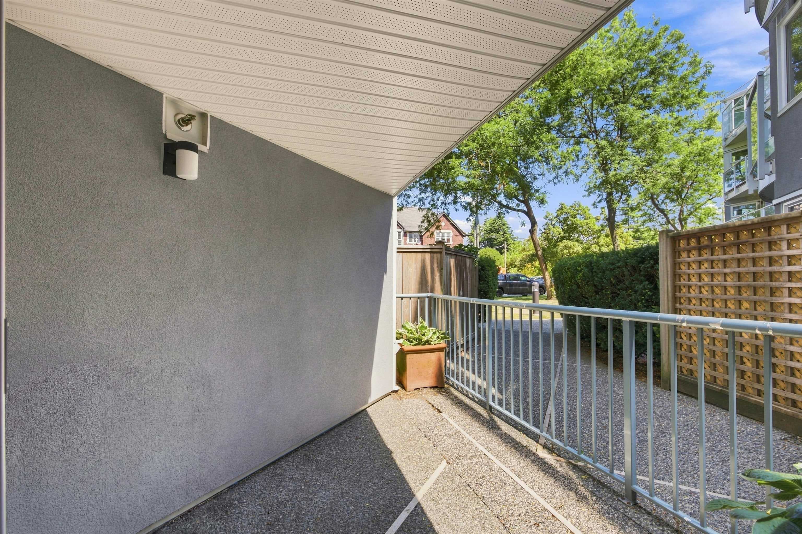 108 - 2020 W 8th Avenue, Vancouver, V6J 1W5 — photo 2