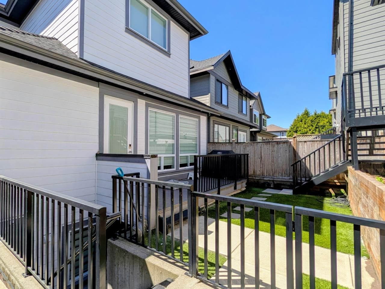 937A Edgar Avenue, Coquitlam, V3K 2K1 — photo 4