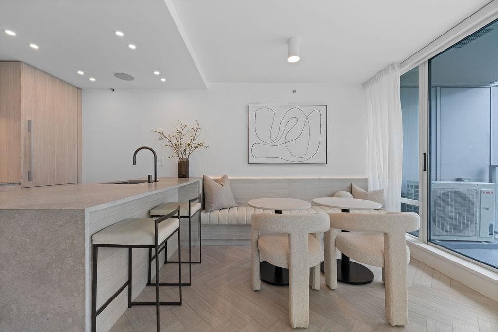 2206 - 1438 Richards Street, Vancouver, V6Z 3B8 — photo 2