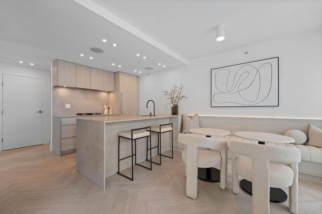 2206 - 1438 Richards Street, Vancouver, V6Z 3B8 — photo 1