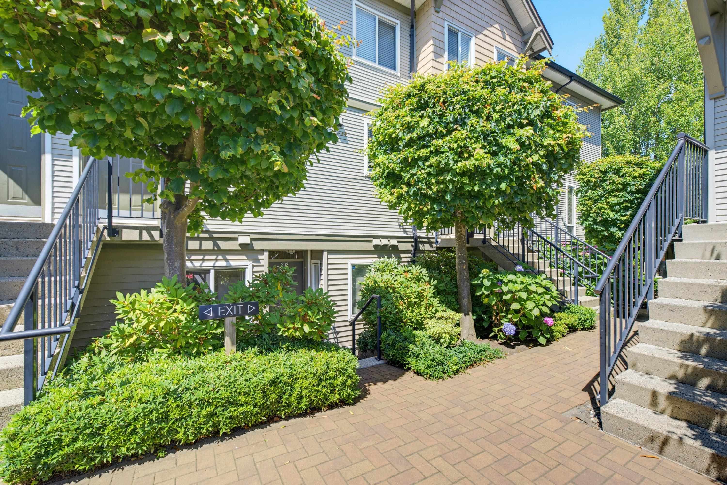 202 - 4238 Albert Street, Burnaby, V5C 6T1 — photo 2