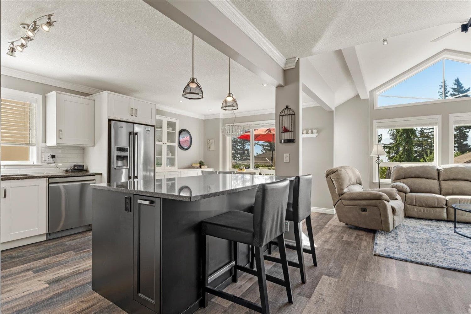 11 - 8590 Sunrise Drive, Chilliwack, V2R 3Z4 — photo 5