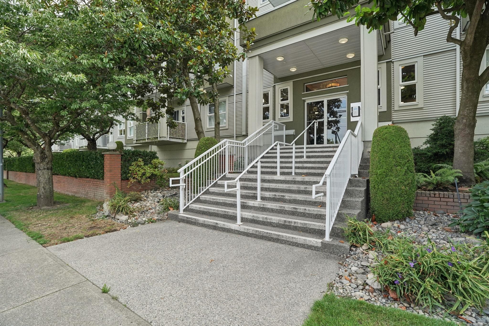 308 - 4728 53 Street, Delta, V4K 2Z1 — photo 2