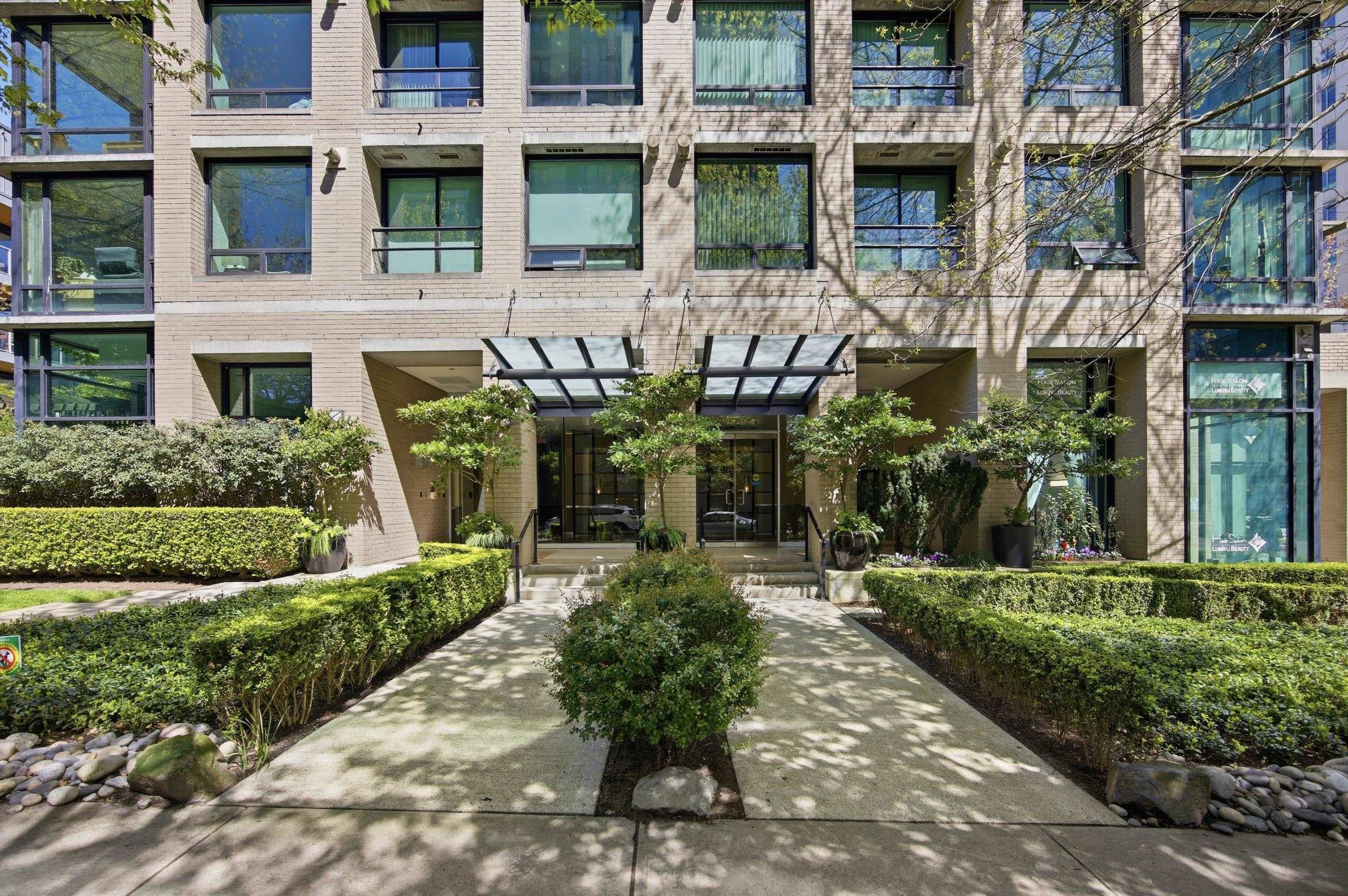 706 - 1003 Burnaby Street, Vancouver