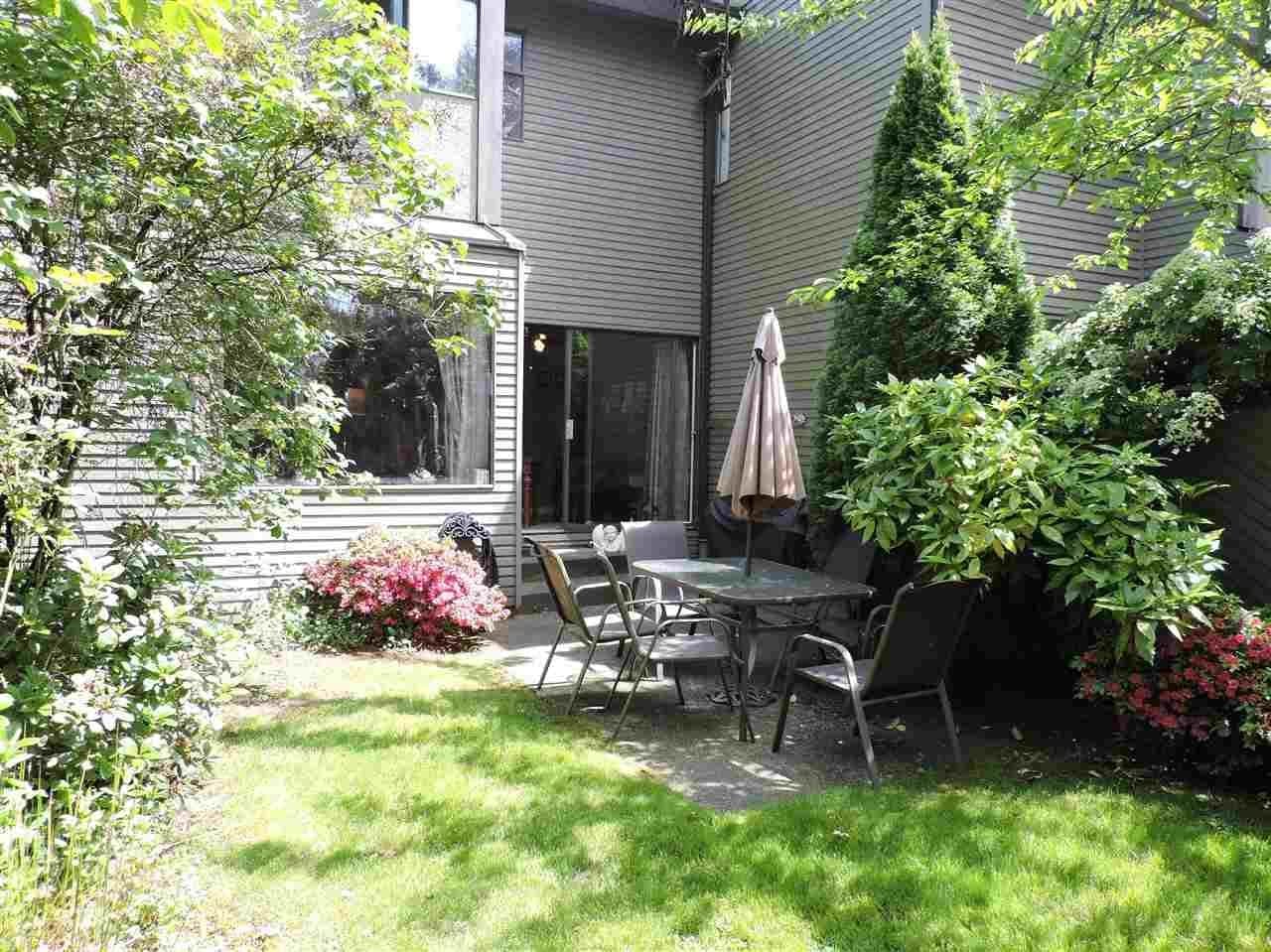 1147 Montroyal Boulevard, North Vancouver, V7R 2H8 — photo 2