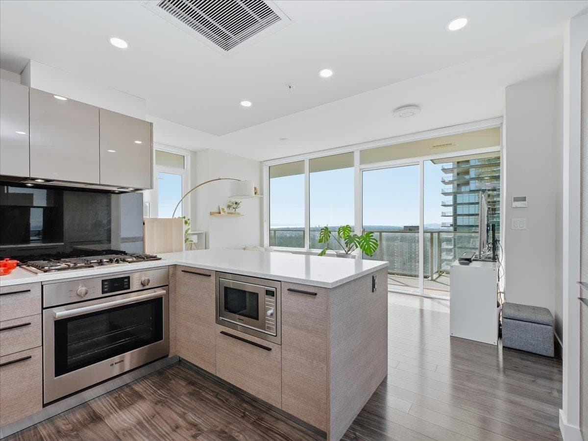 3005 - 6383 Mckay Avenue, Burnaby, V5H 0H8 — photo 3