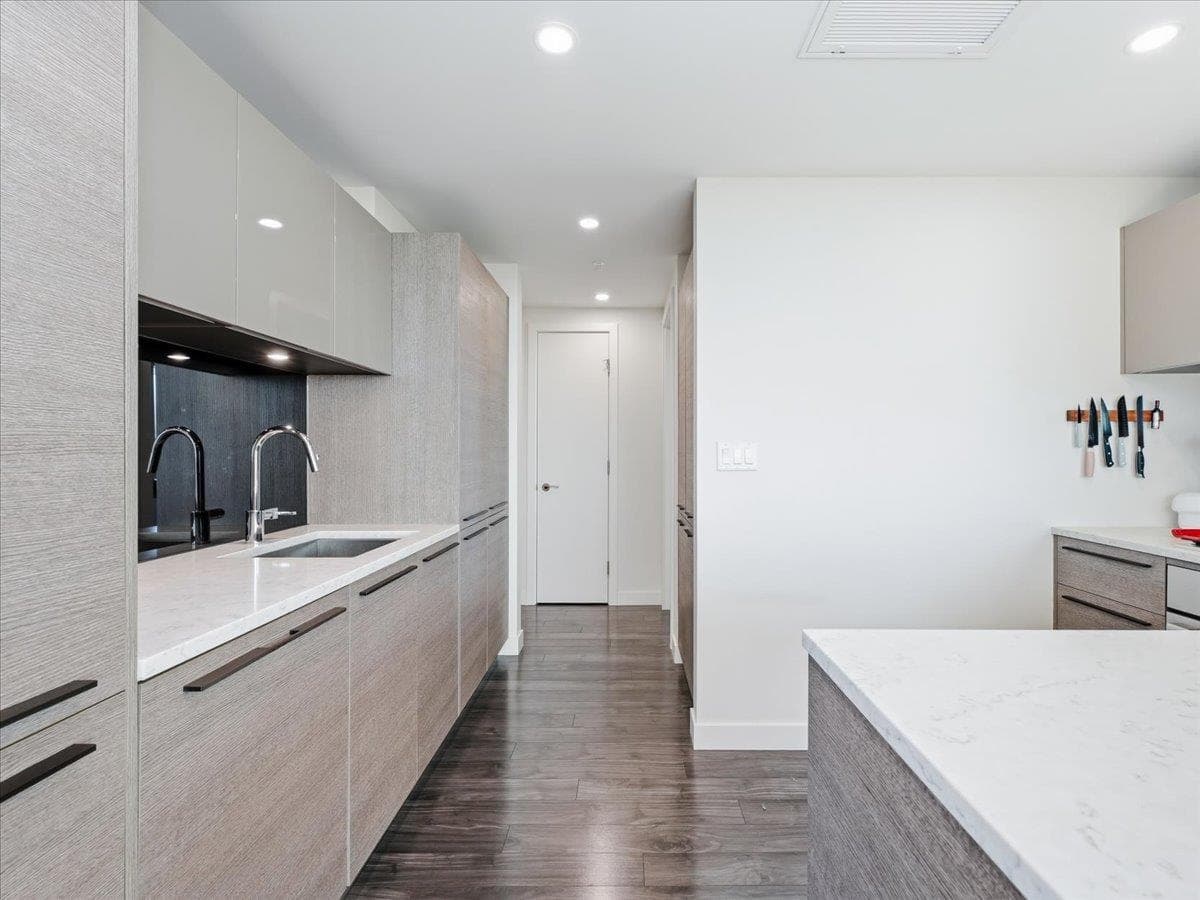 3005 - 6383 Mckay Avenue, Burnaby, V5H 0H8 — photo 5