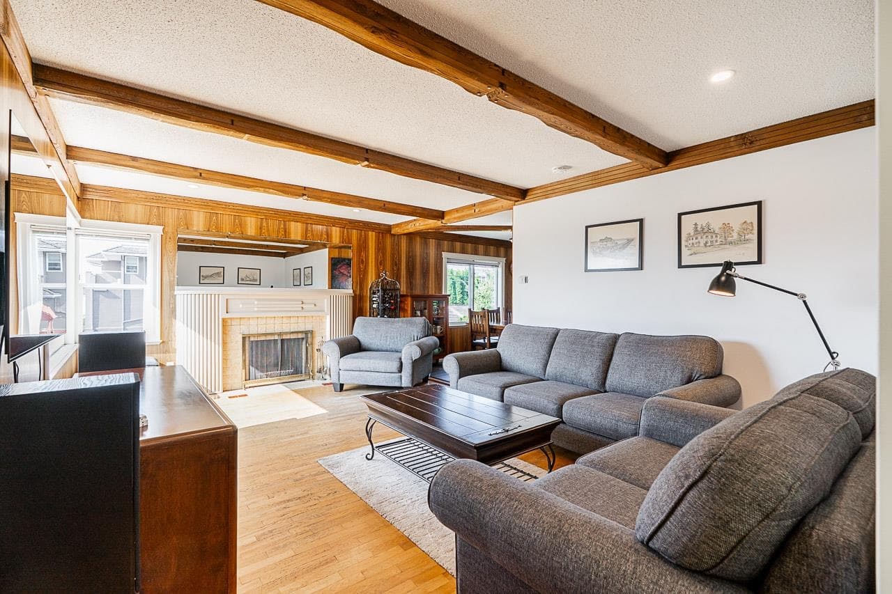 1033 Cypress Street, White Rock, V4B 4H1 — photo 5