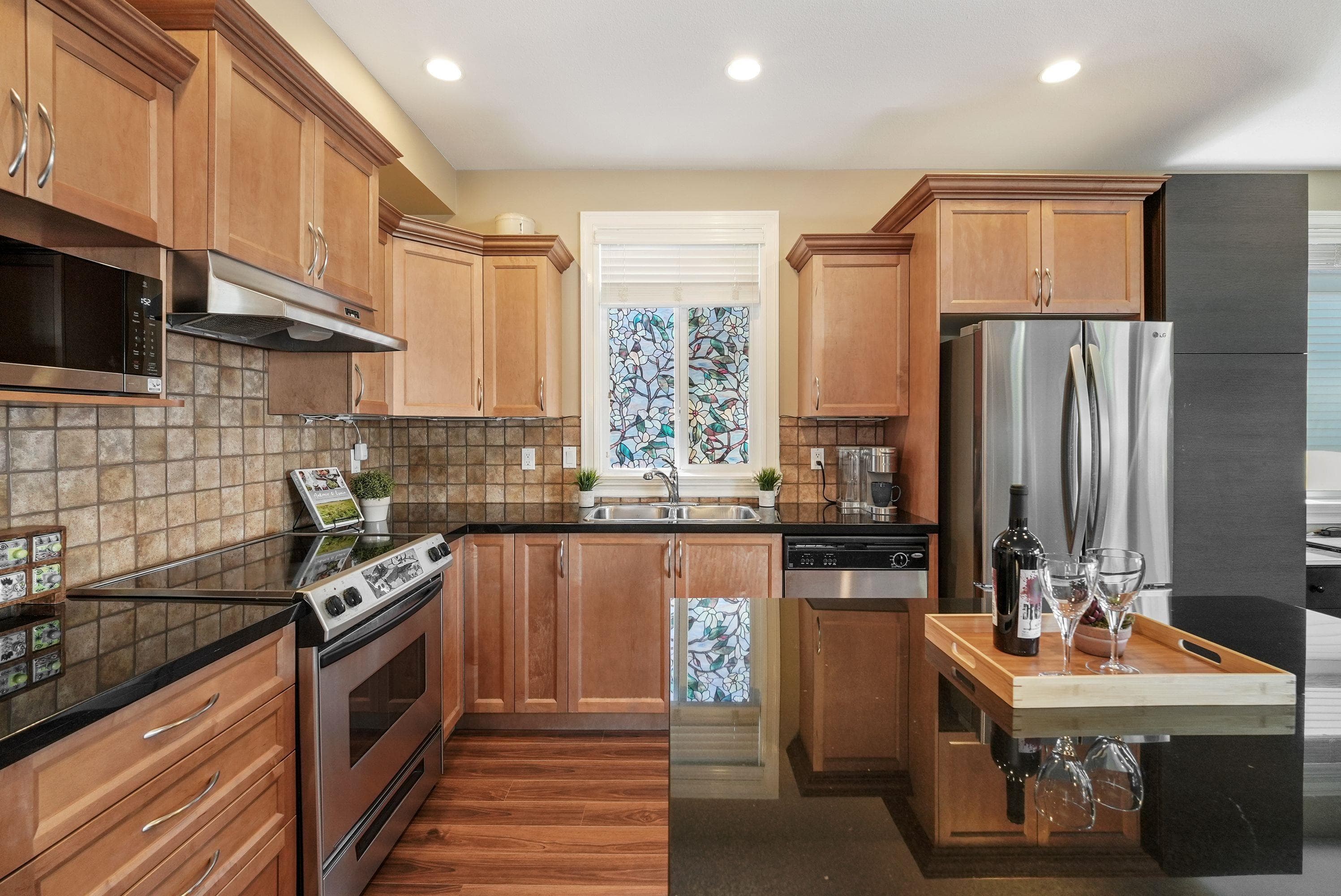 19455 66 Avenue, Surrey, V4N 0C3 — photo 5