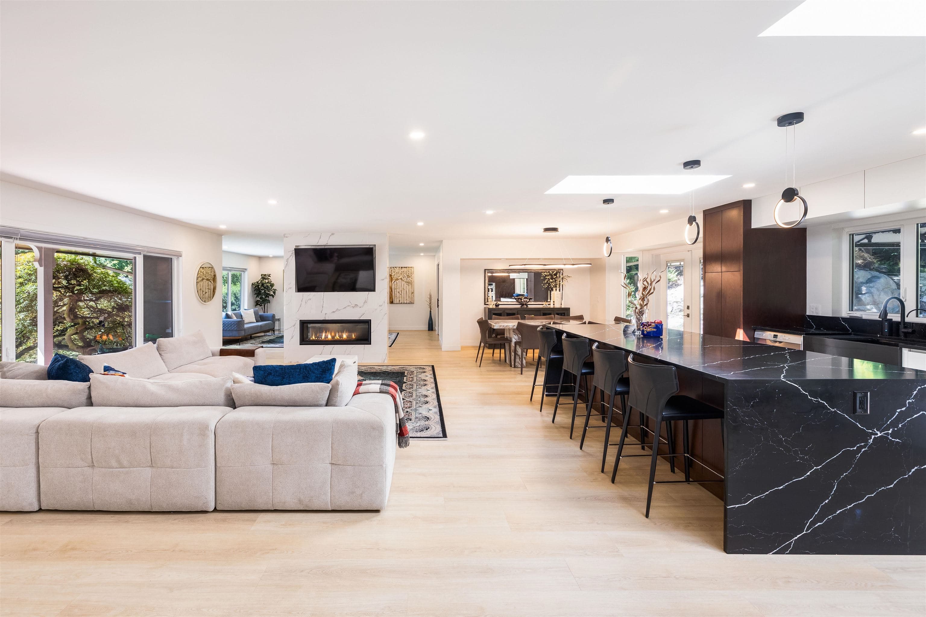 3965 Viewridge Place, West Vancouver, V7V 3K7 — photo 4