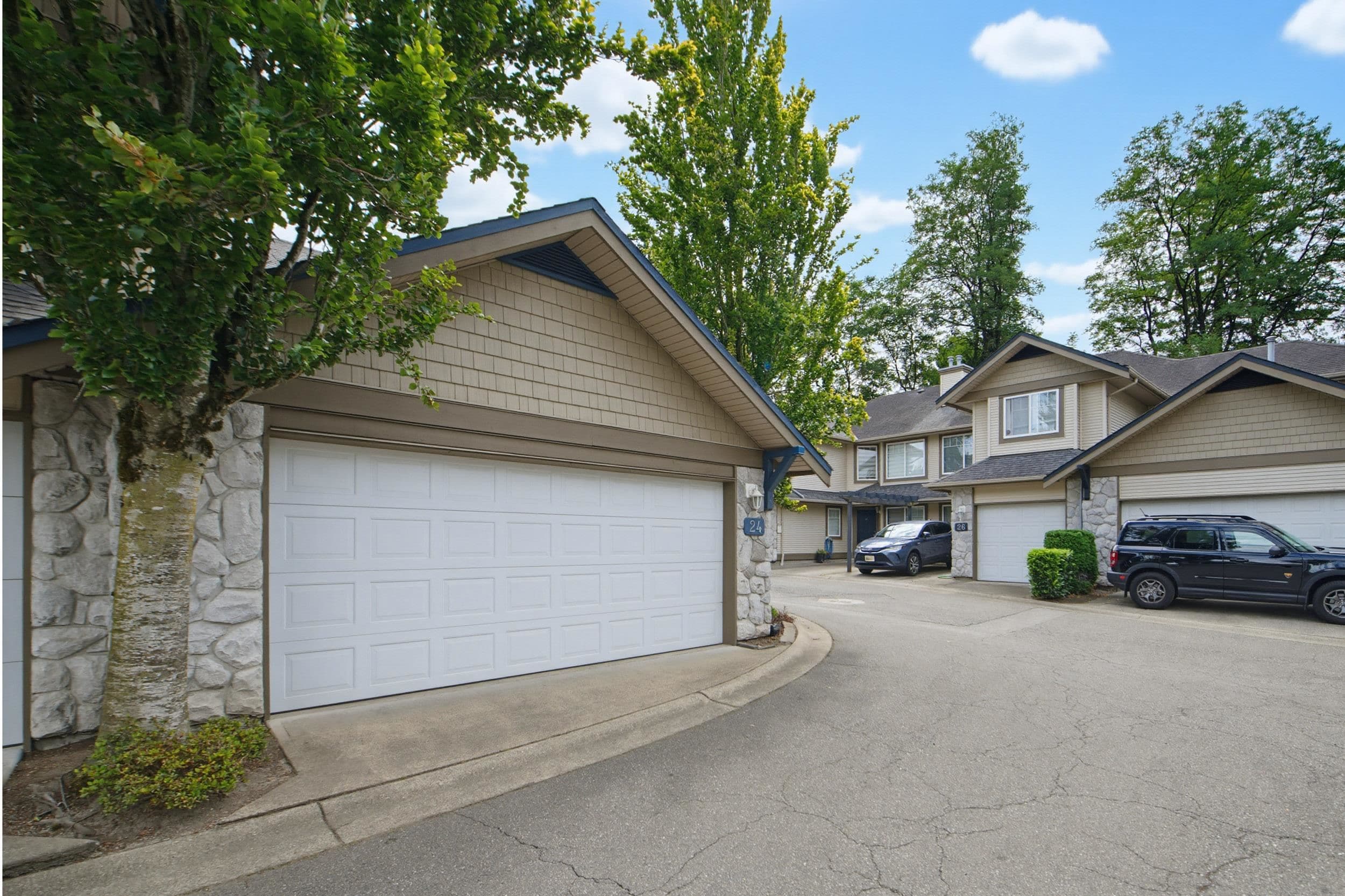 24 - 8888 151 Street, Surrey, V3R 0Z9 — photo 3