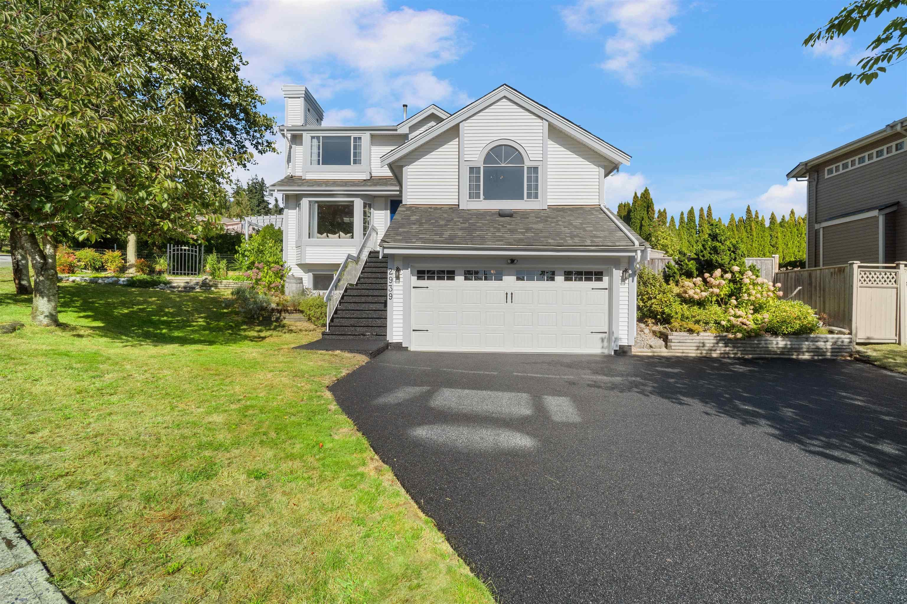2939 Cliffrose Crescent, Coquitlam