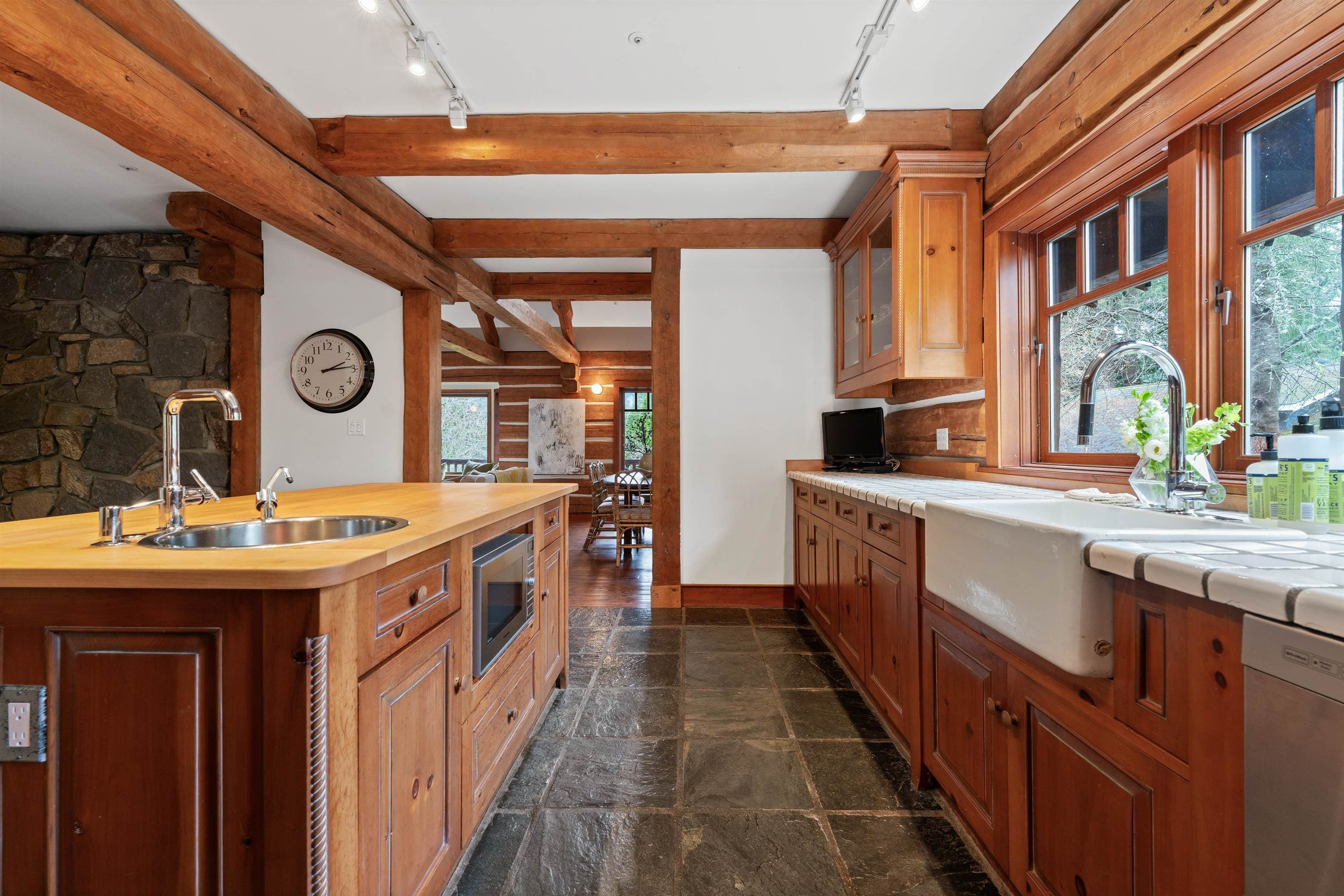 5851 Eagle Island, West Vancouver, V7W 1V6 — photo 5