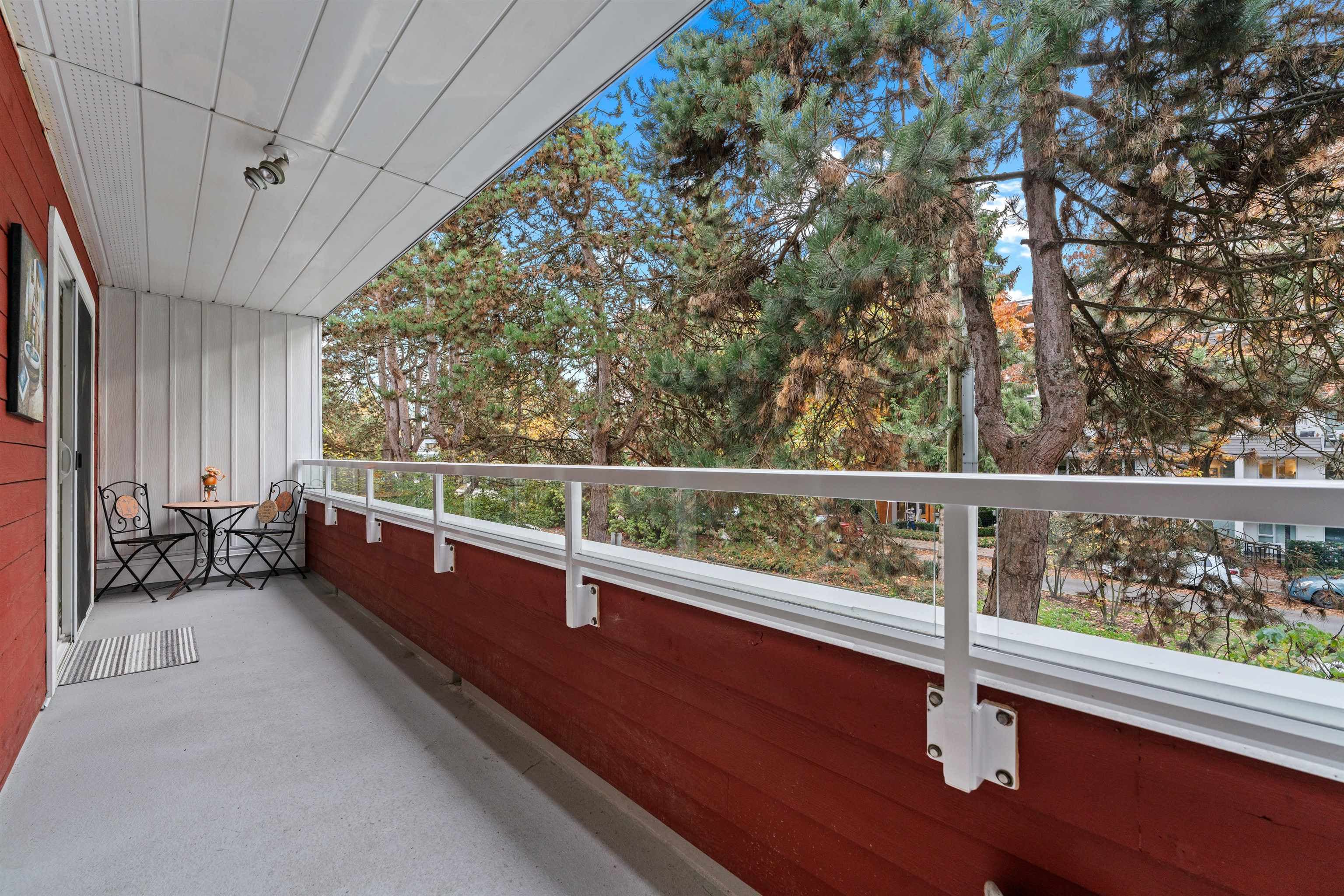 206 - 250 W 1st Street, North Vancouver, V7M 1B4 — photo 2