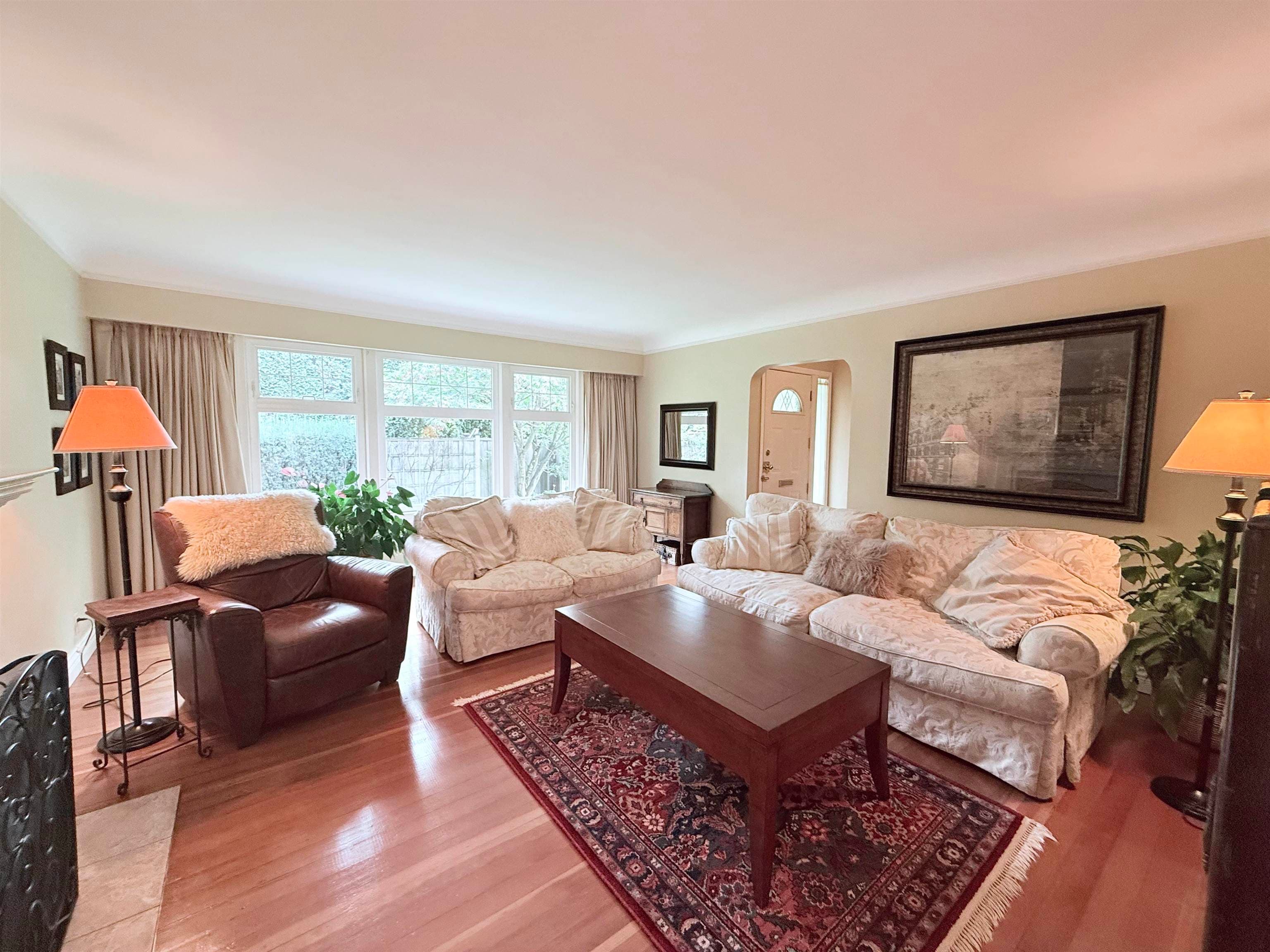 680 Thompson Avenue, Coquitlam, V3J 3Z8 — photo 2