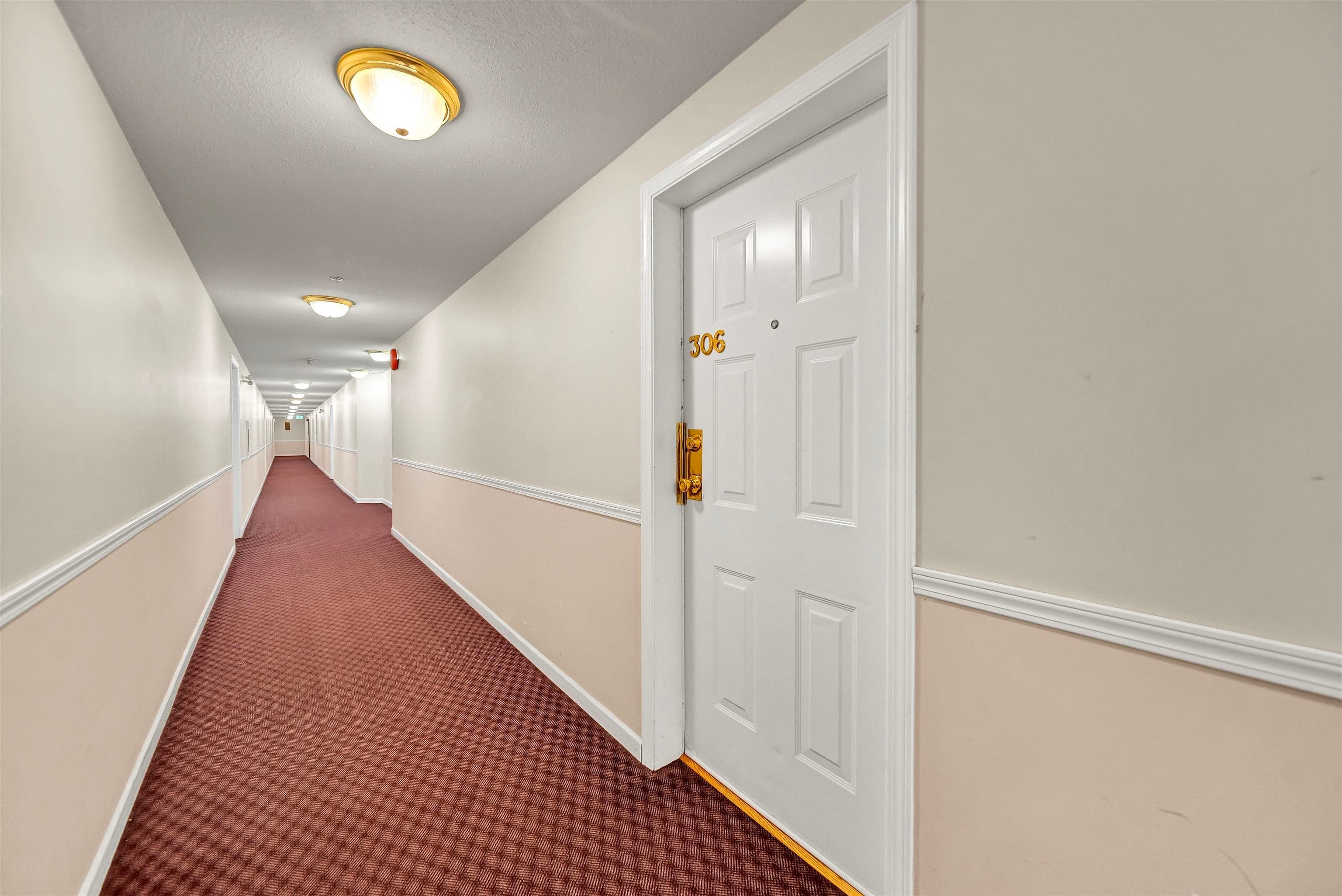 306 - 13780 76 Avenue, Surrey, V3W 1E5 — photo 2