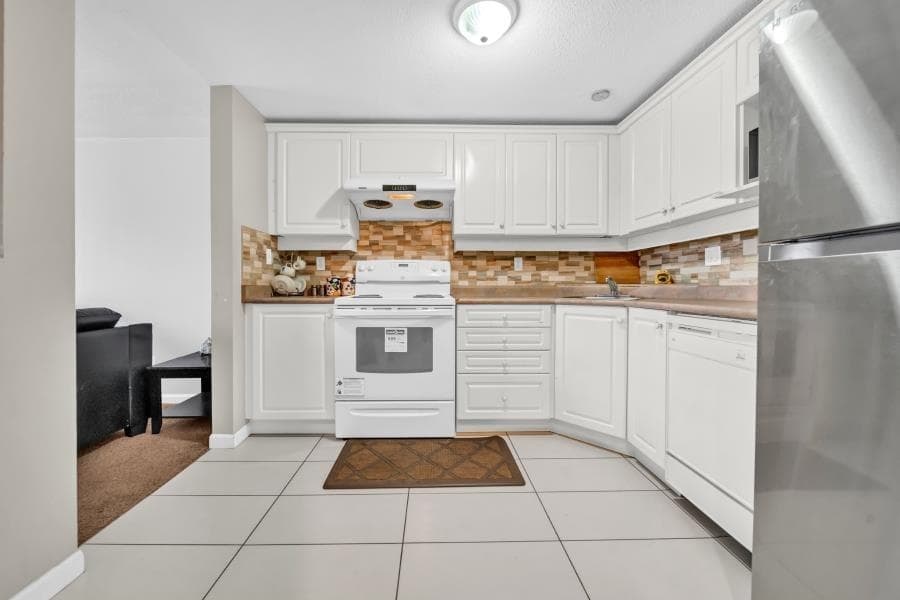 306 - 13780 76 Avenue, Surrey, V3W 1E5 — photo 4