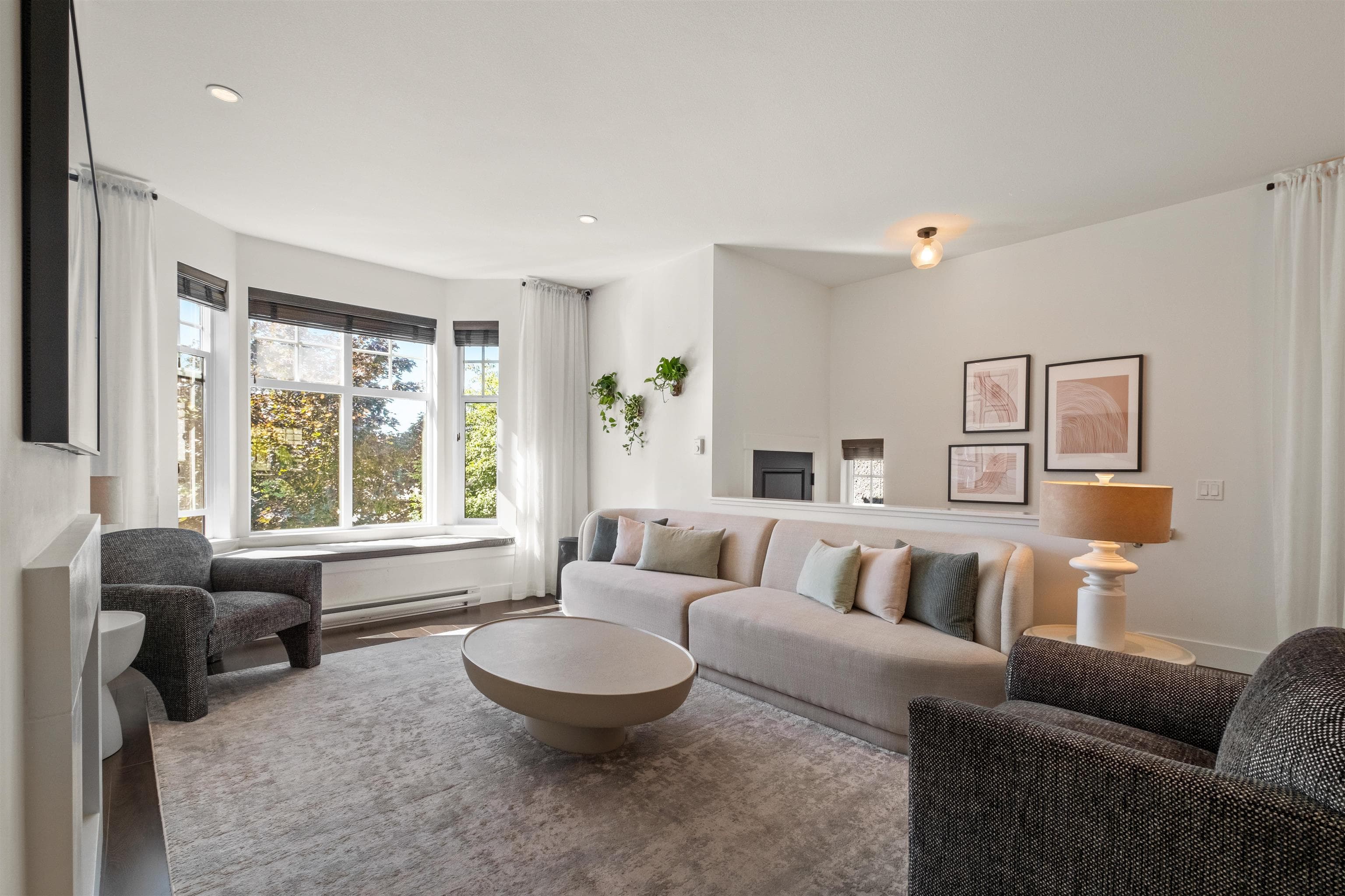 1 - 3439 Roxton Avenue, Coquitlam, V3B 3H7 — photo 3