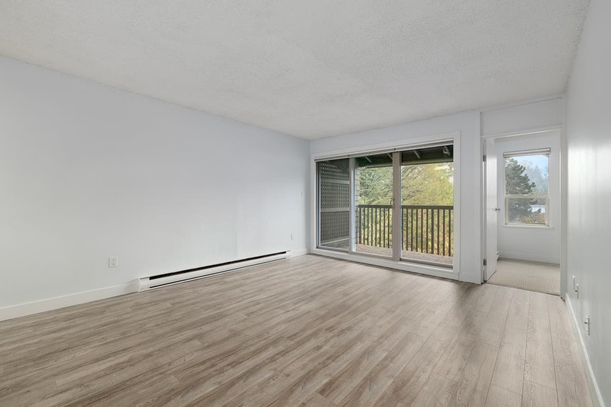 407 - 9857 Manchester Drive, Burnaby, V3N 4P6 — photo 5