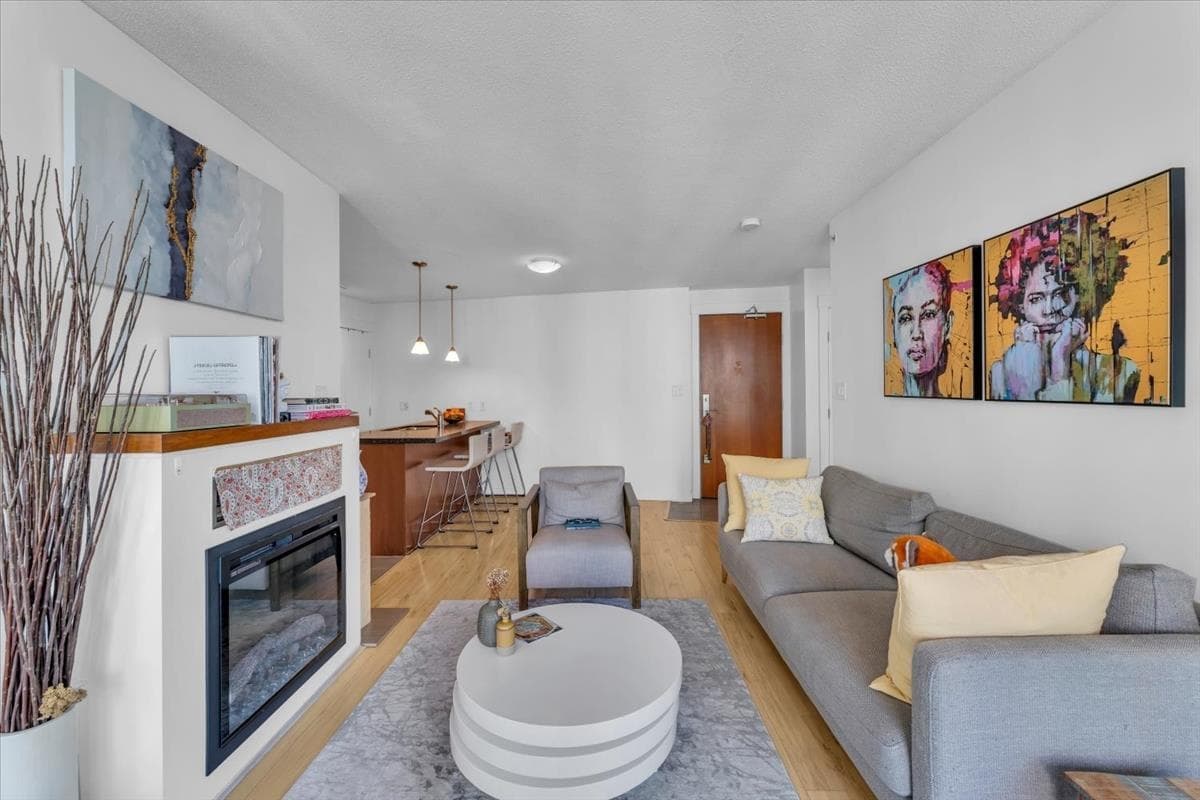1707 - 1189 Melville Street, Vancouver, V6E 4T8 — photo 3