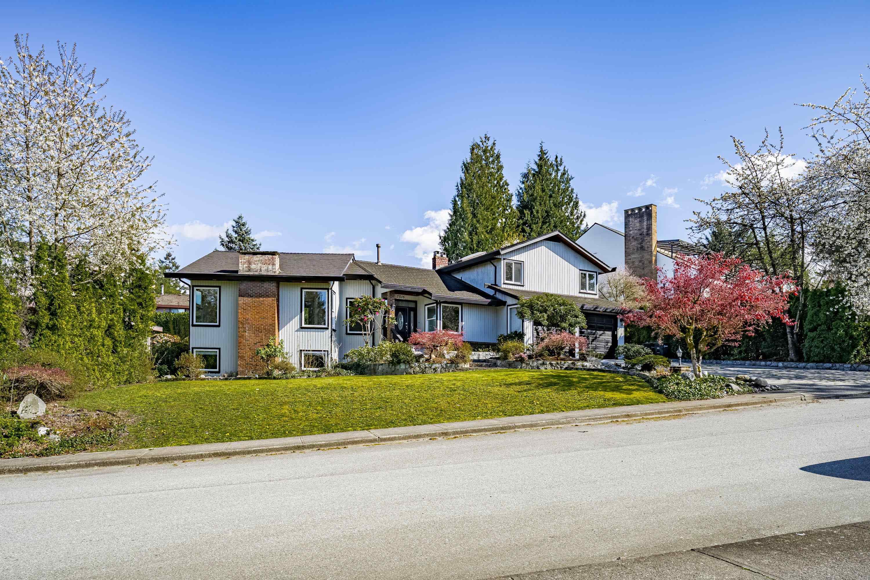 7516 Lambeth Drive, Burnaby, V5E 1Z4 — photo 5