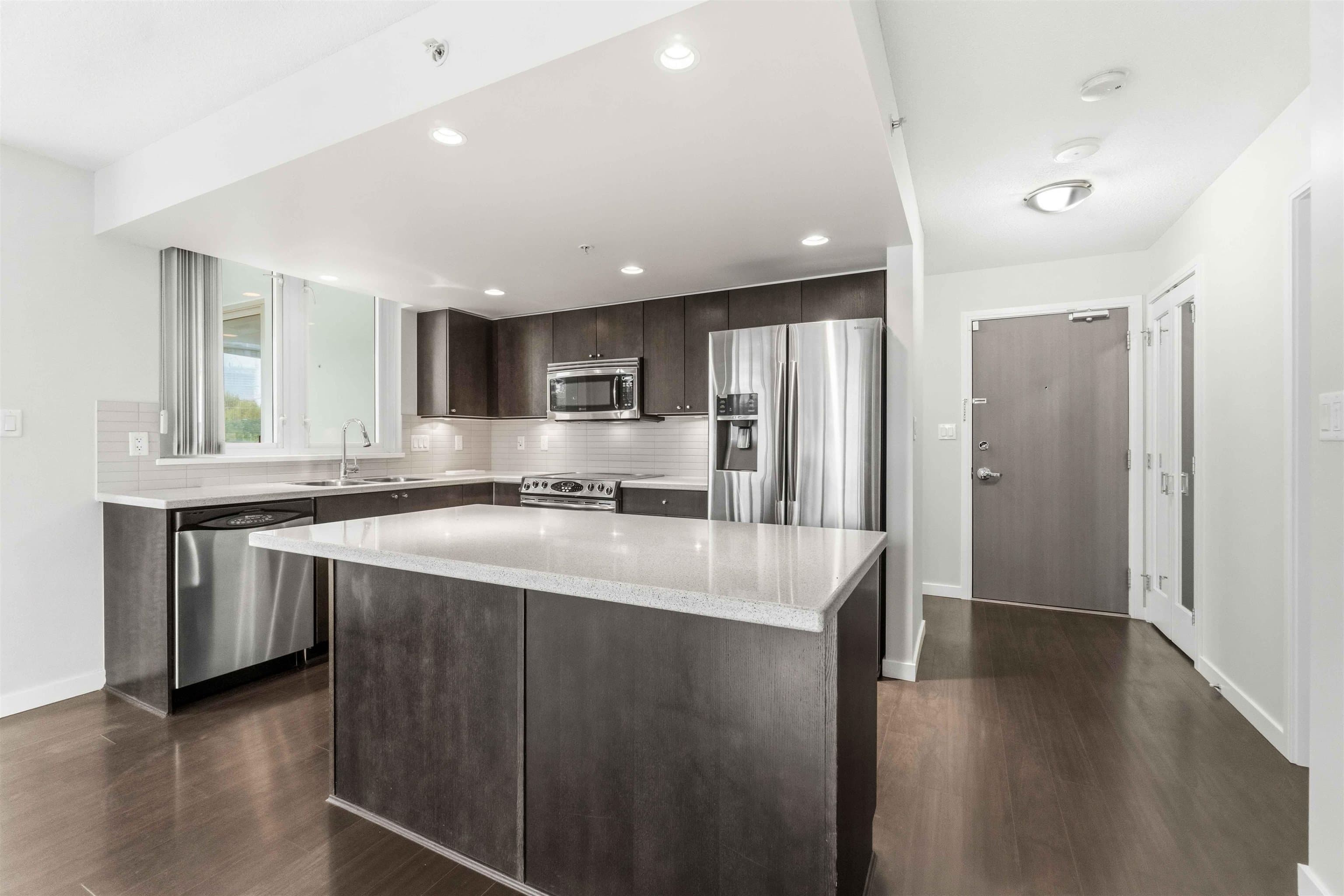 402 - 4400 Buchanan Street, Burnaby, V5C 0E3 — photo 4