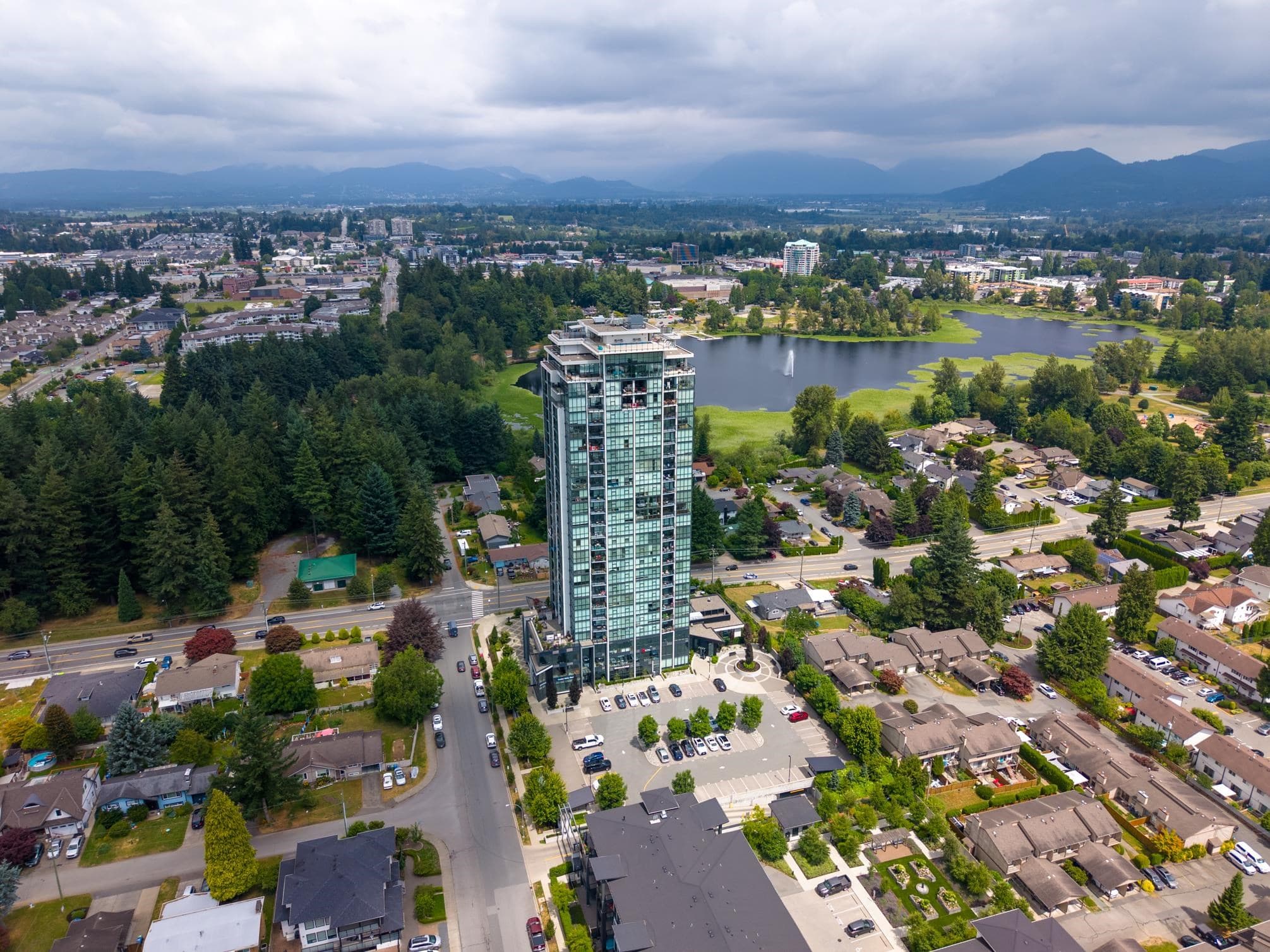 1201 - 2180 Gladwin Road, Abbotsford, V2S 0H4 — photo 1