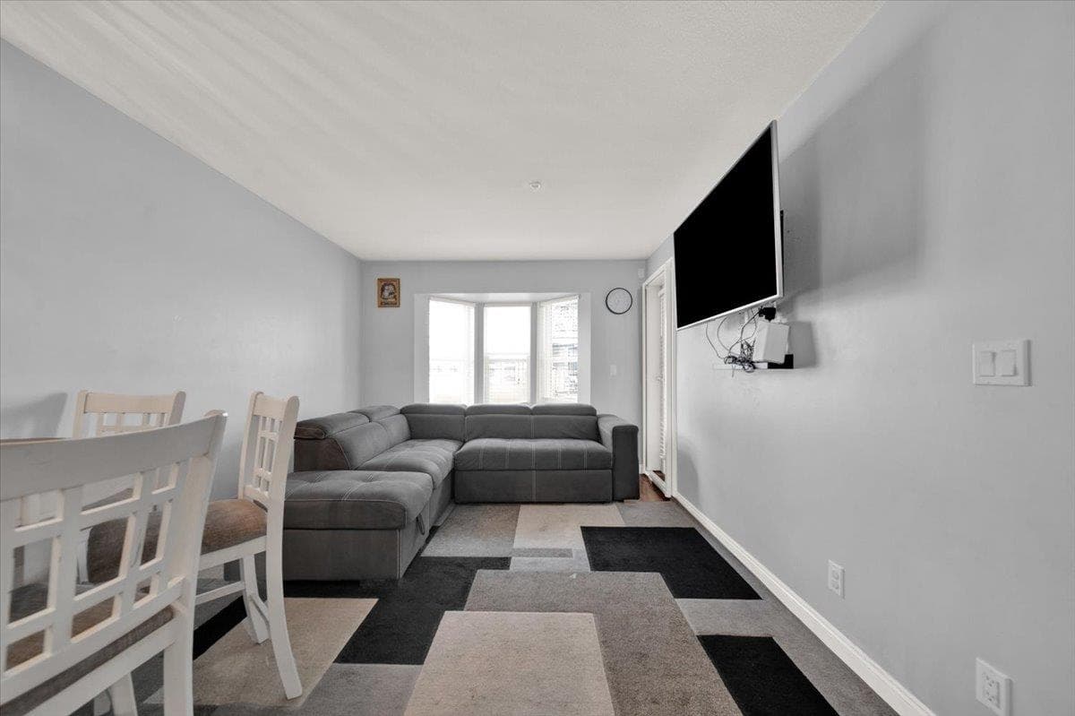 210 - 5454 198 Street, Langley, V3A 1G2 — photo 5