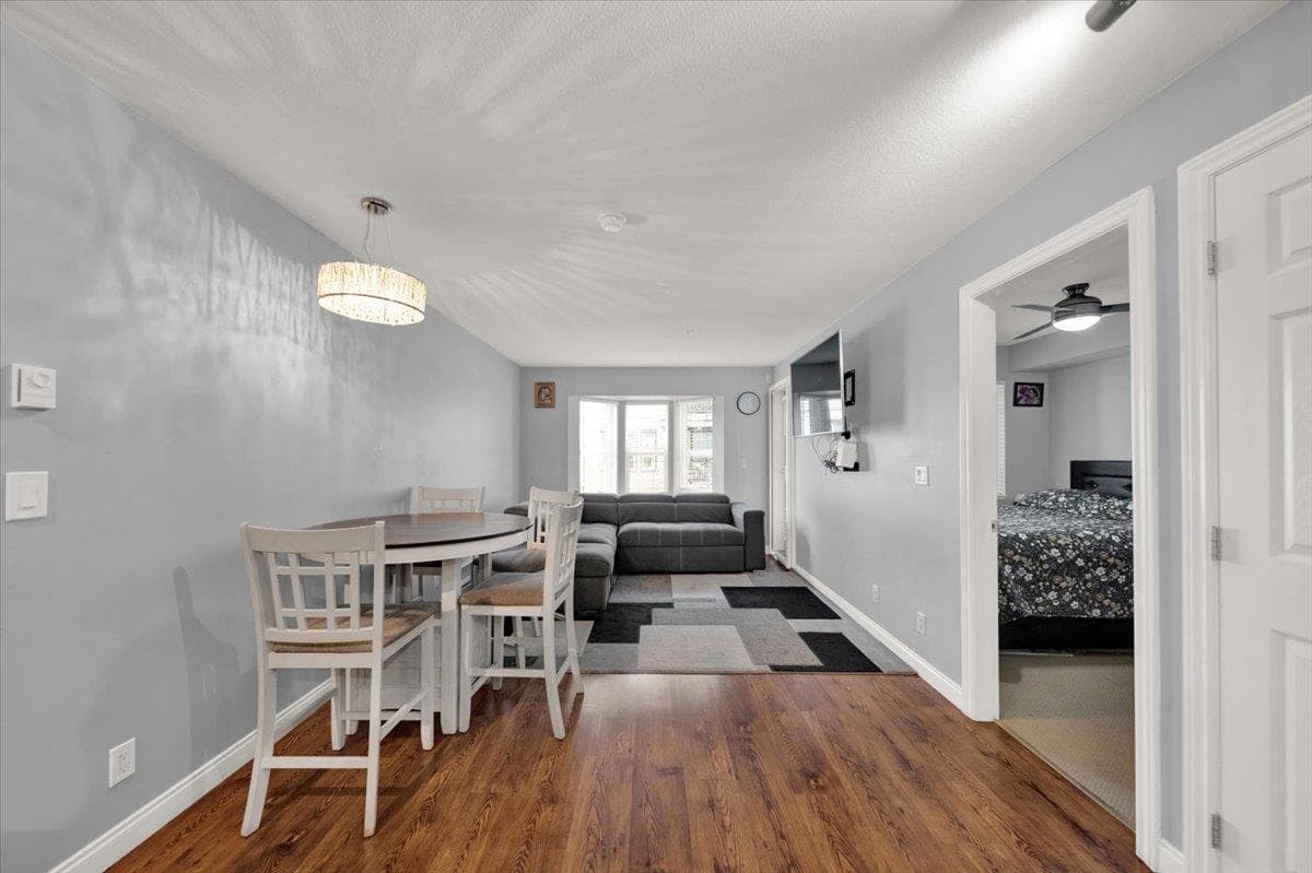 210 - 5454 198 Street, Langley, V3A 1G2 — photo 4