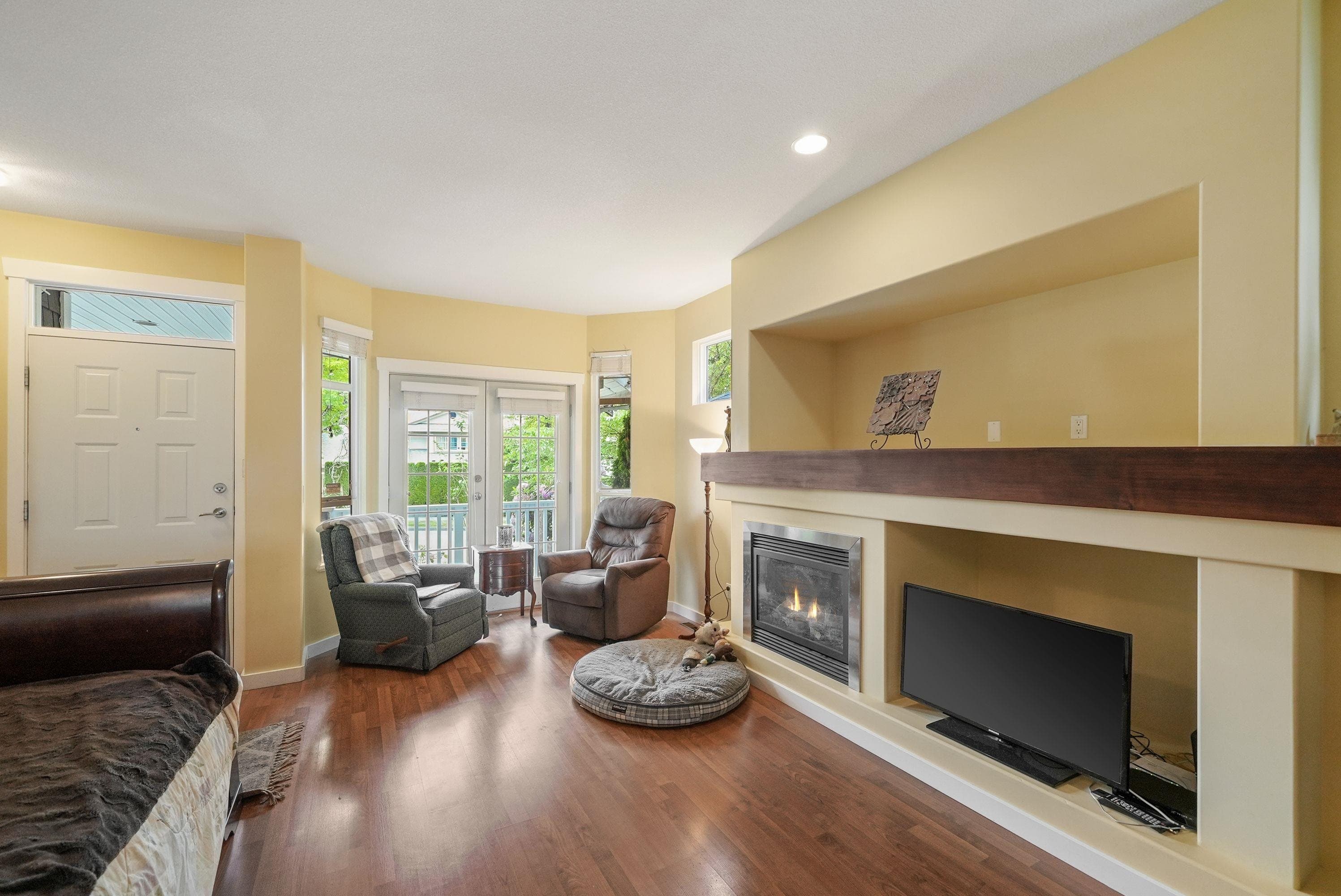 15130 62nd Avenue, Surrey, V3S 5J7 — photo 3