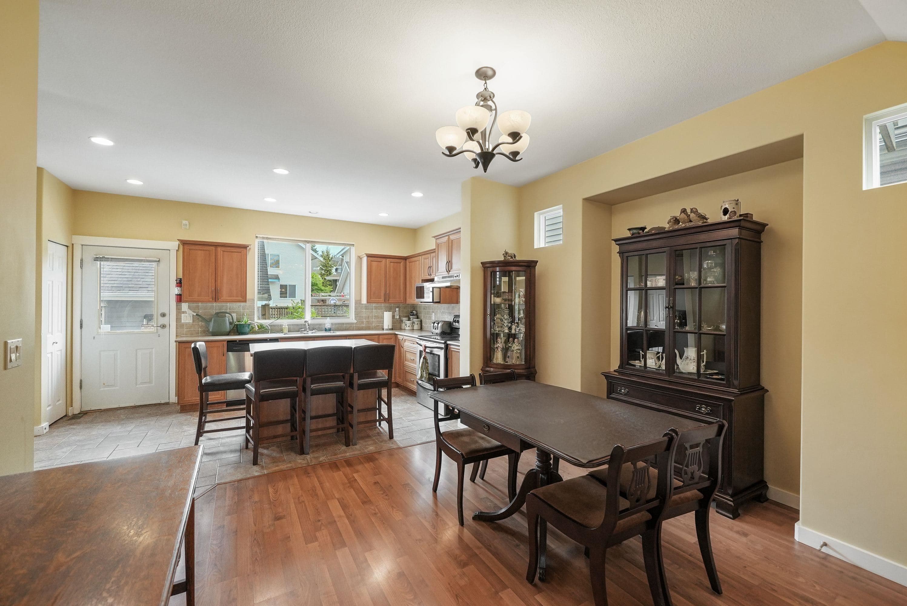 15130 62nd Avenue, Surrey, V3S 5J7 — photo 5