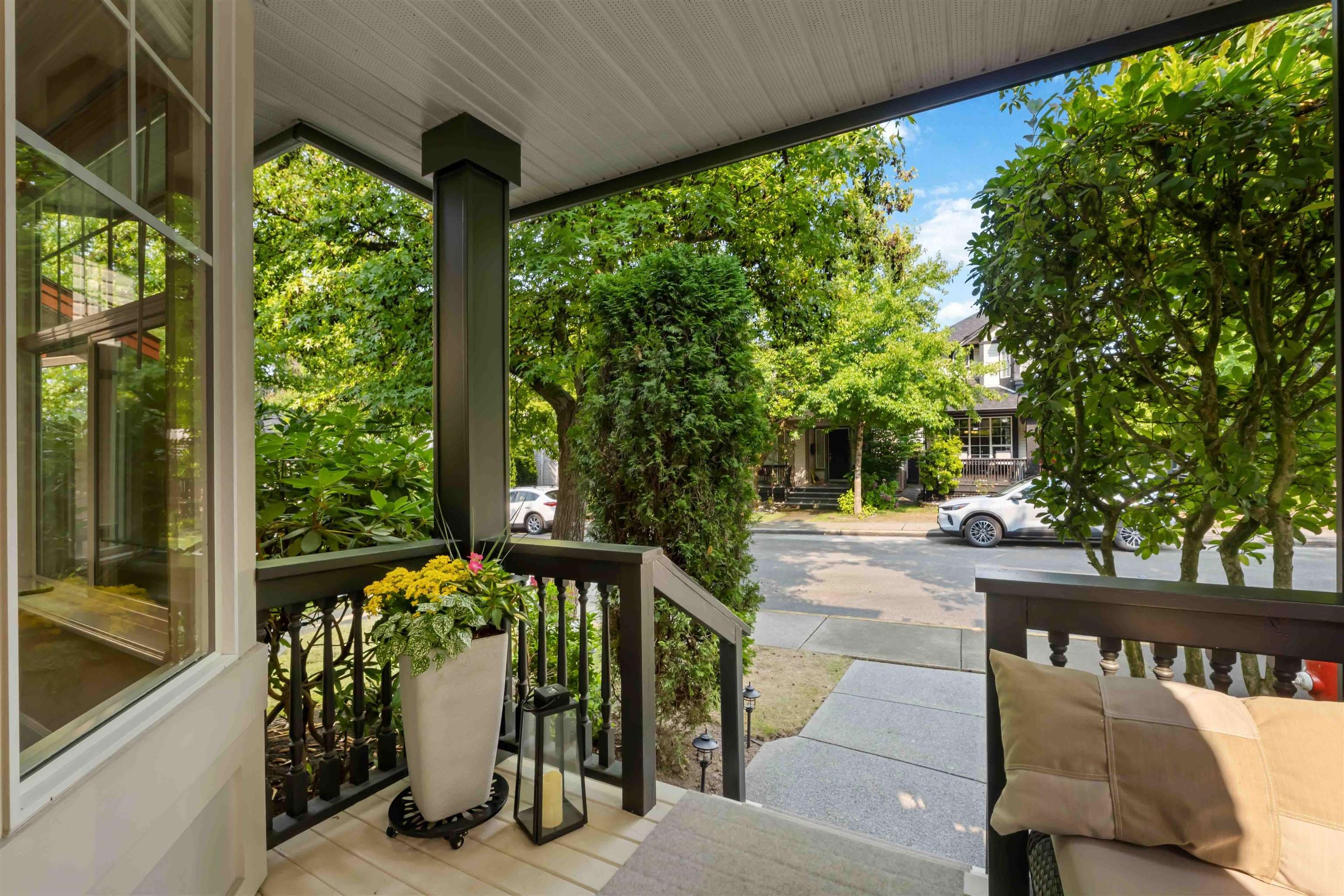 8675 206b Street, Langley, V1M 3X5 — photo 2