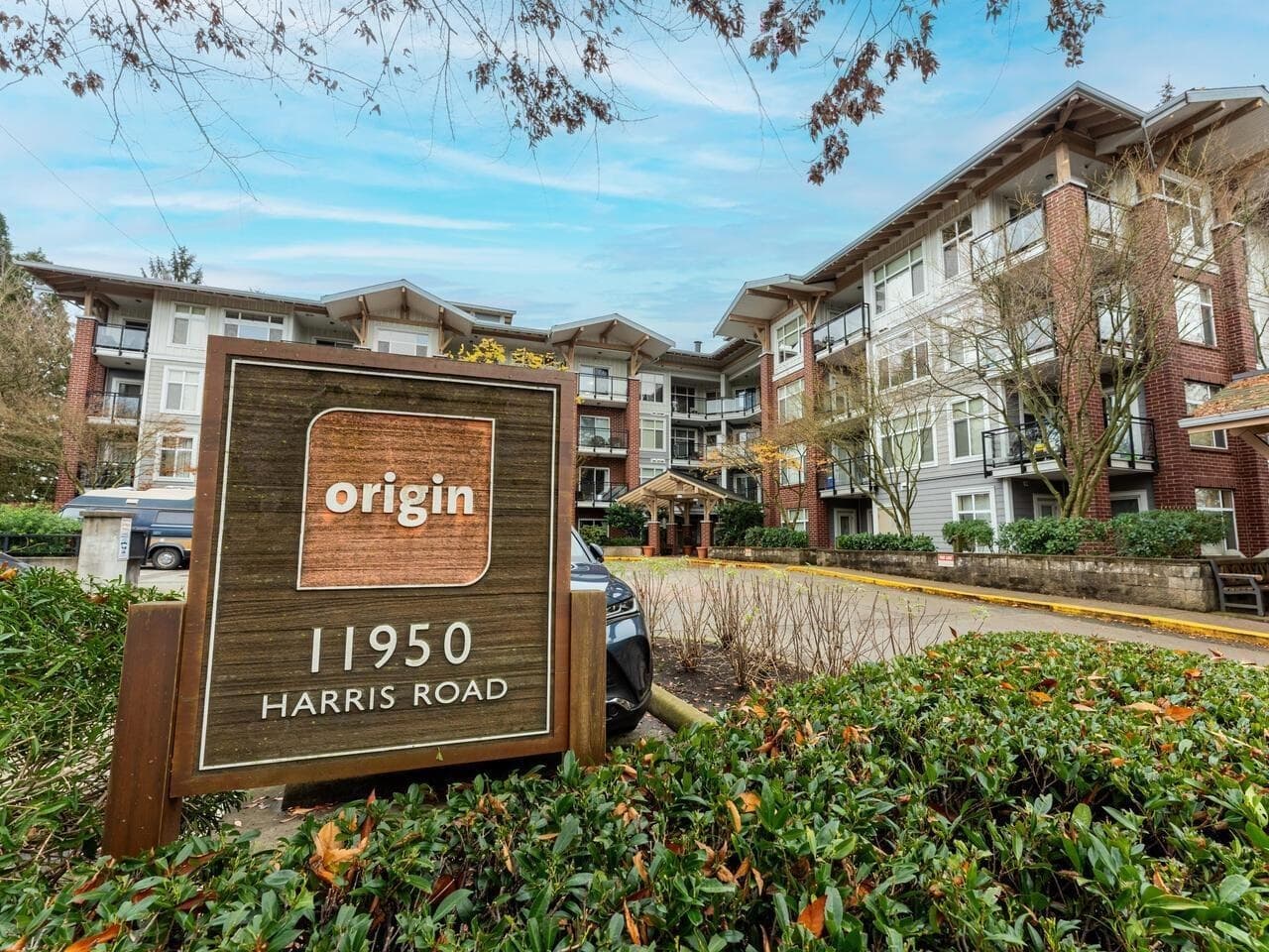 201 - 11950 Harris Road, Pitt Meadows, V3Y 0B7 — photo 1