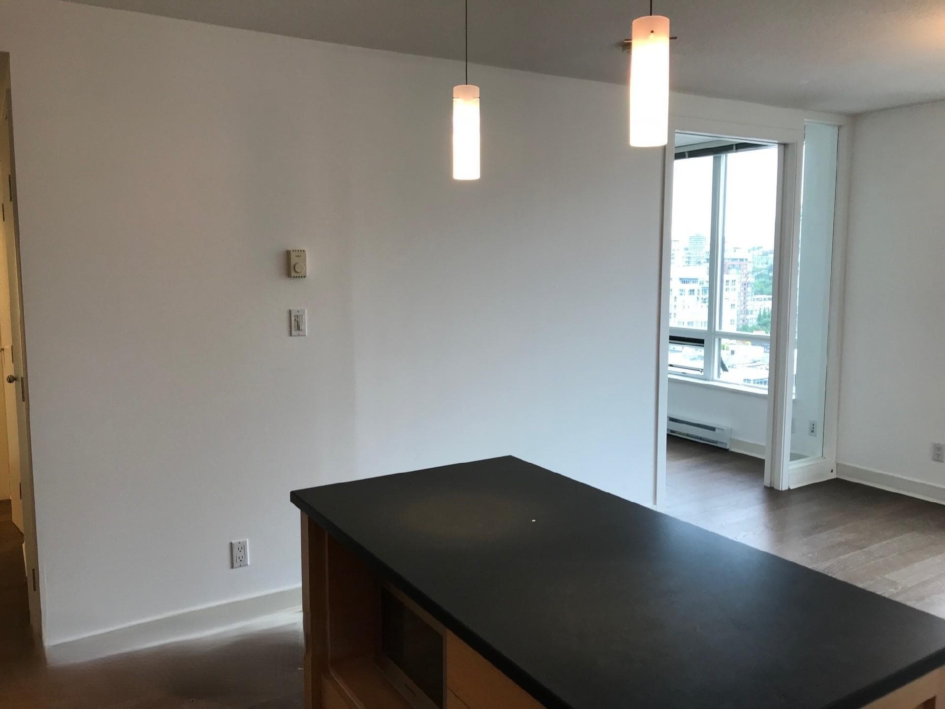 1502 - 1055 Homer Street, Vancouver, V6B 1G3 — photo 3