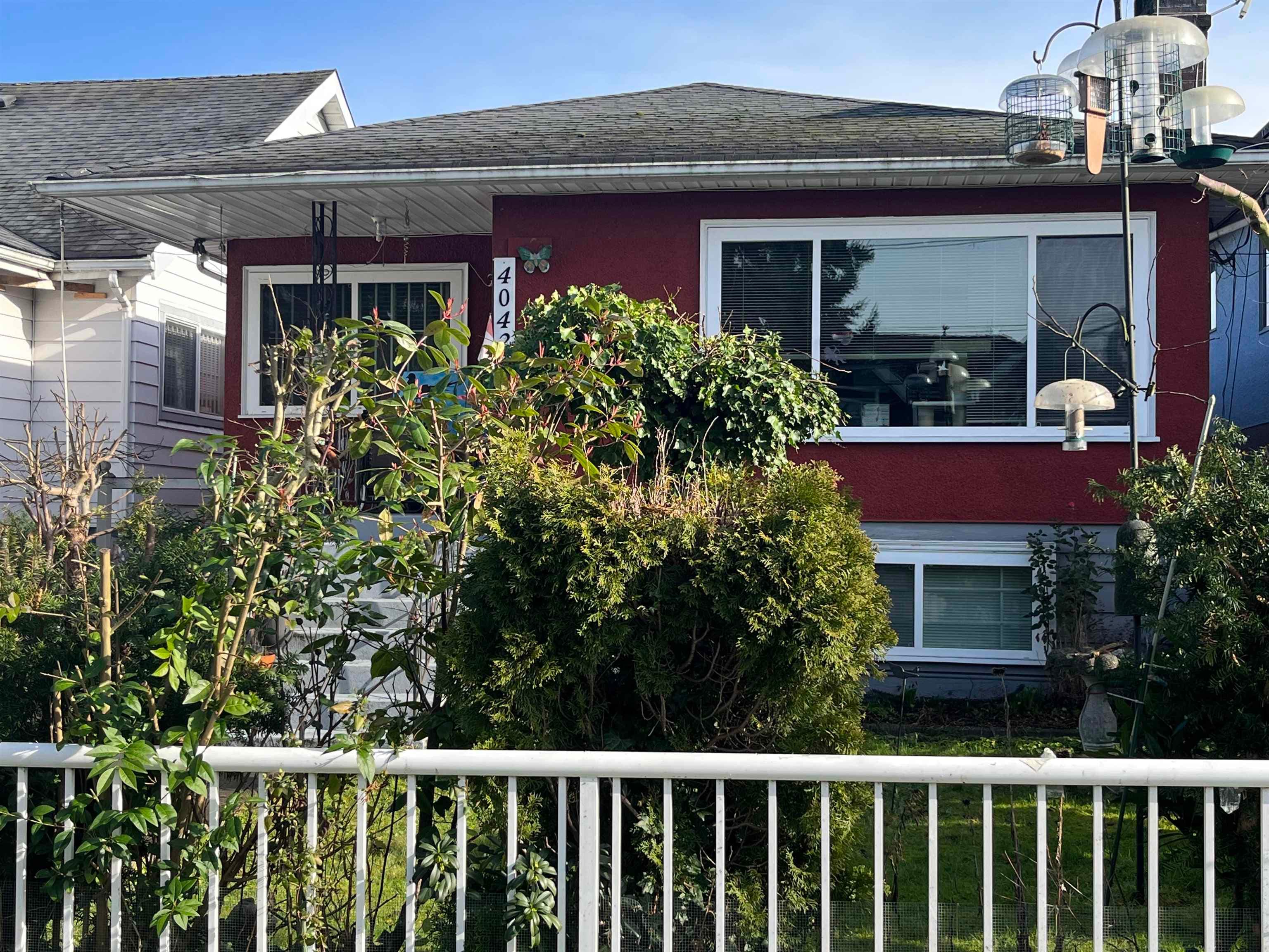 4042 Nootka Street, Vancouver, V5R 2E2 — photo 1