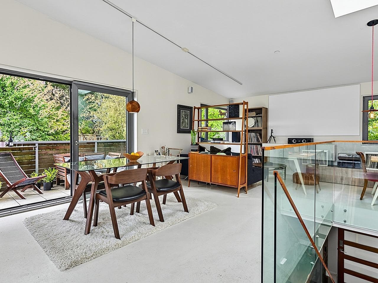 1557 E 20th Avenue, Vancouver, V5N 2K7 — photo 5