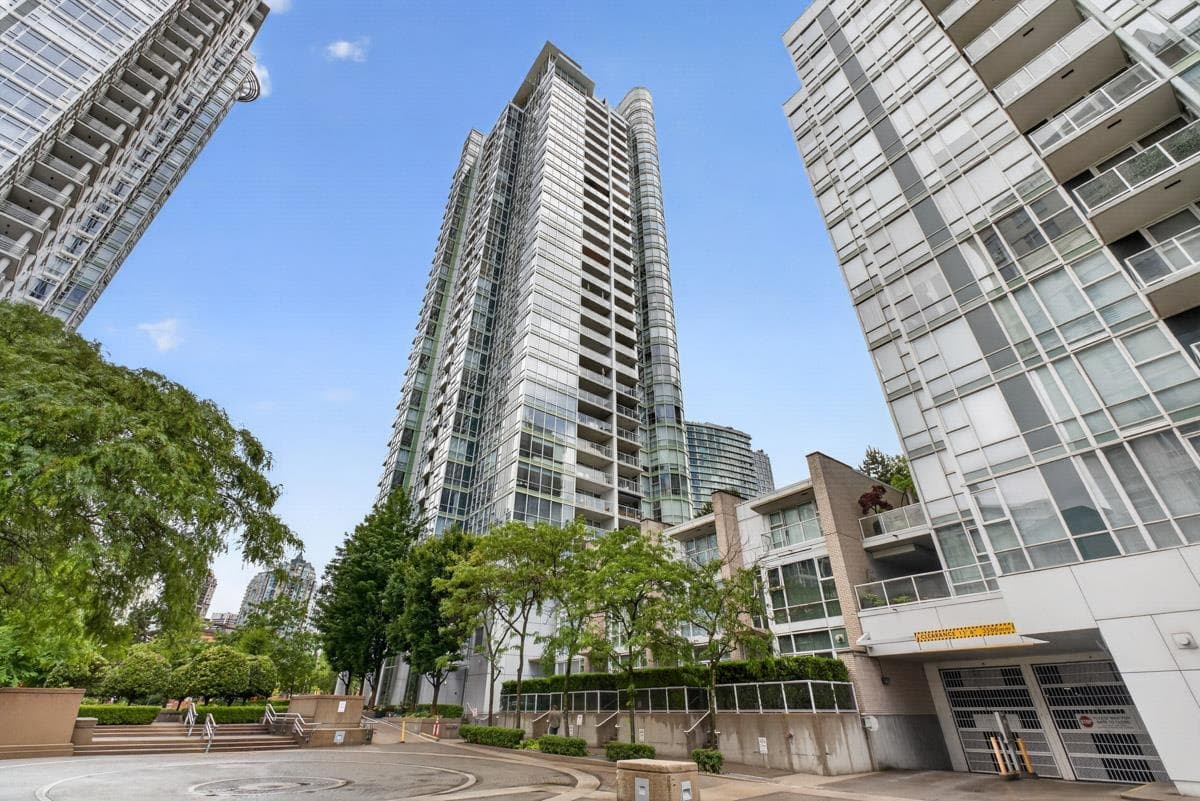 1505 - 193 Aquarius Mews, Vancouver, V6Z 2Z2 — photo 2