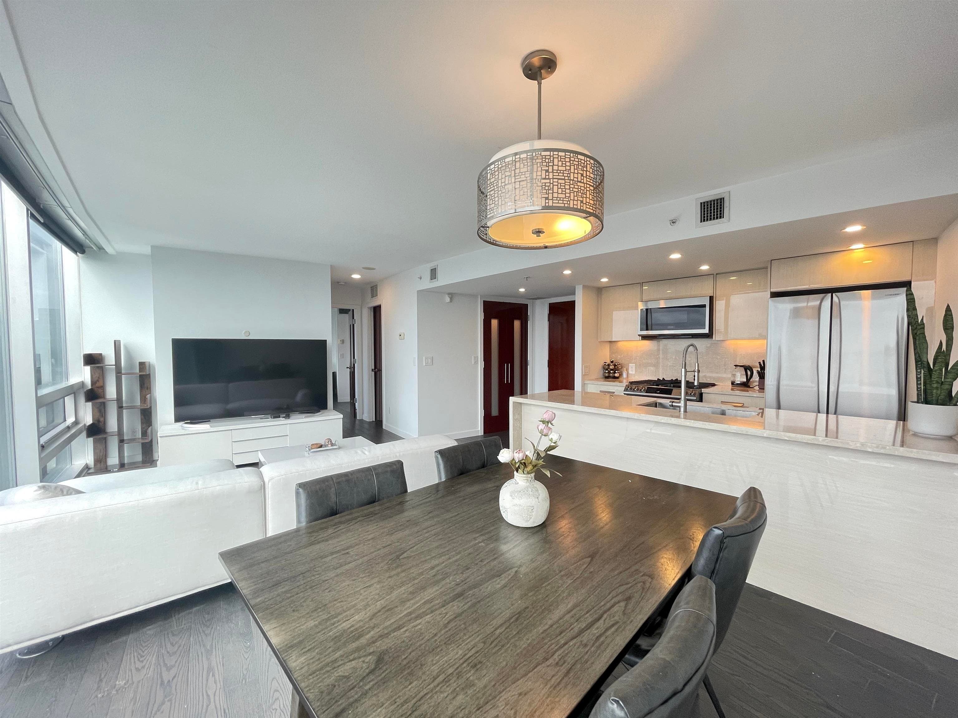 938 Nelson Street, Vancouver, V6Z 3A7 — photo 3