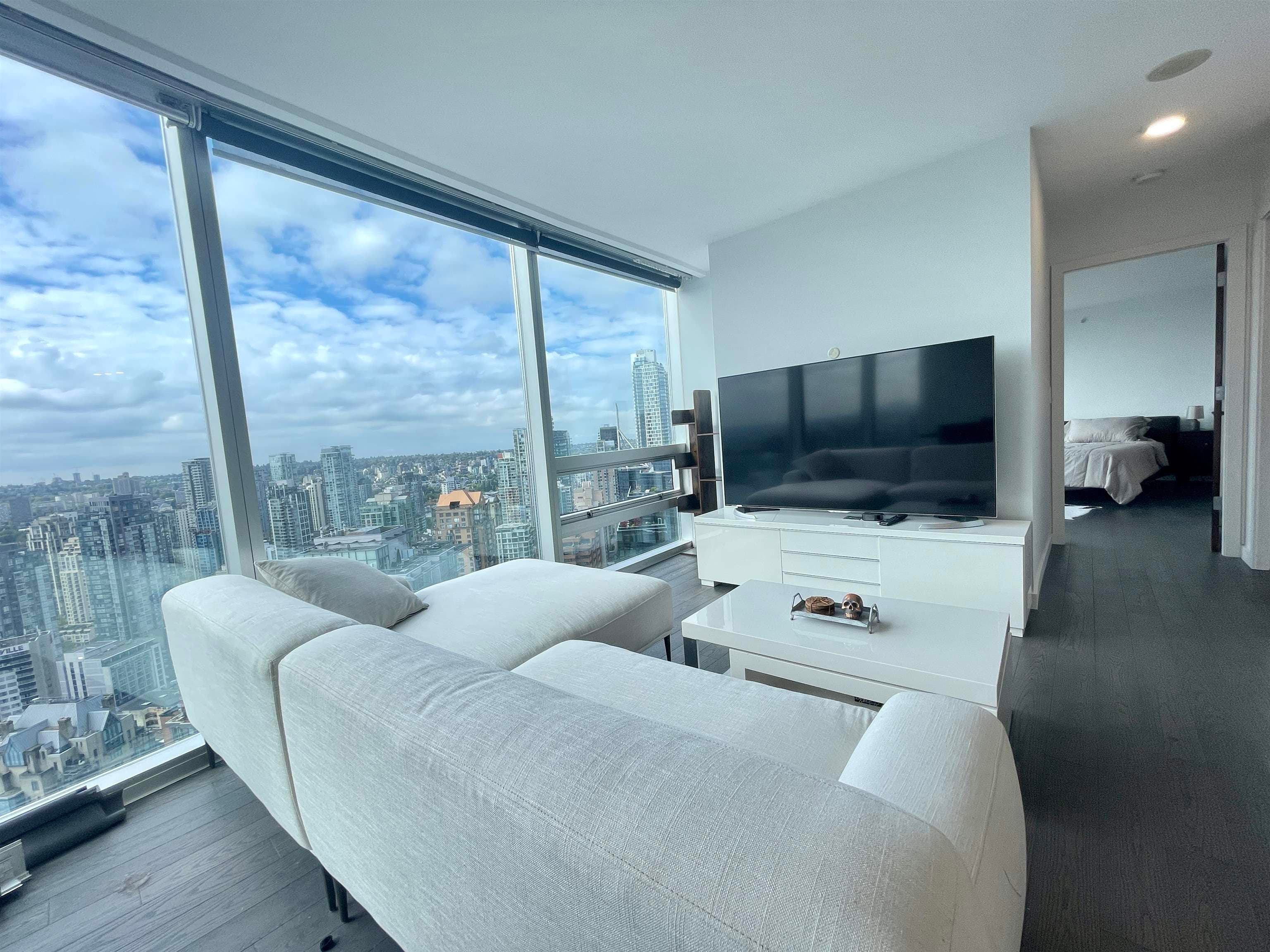 938 Nelson Street, Vancouver