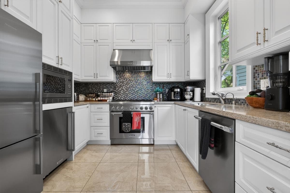 3818 Broadway W, Vancouver, V6R 2C3 — photo 4