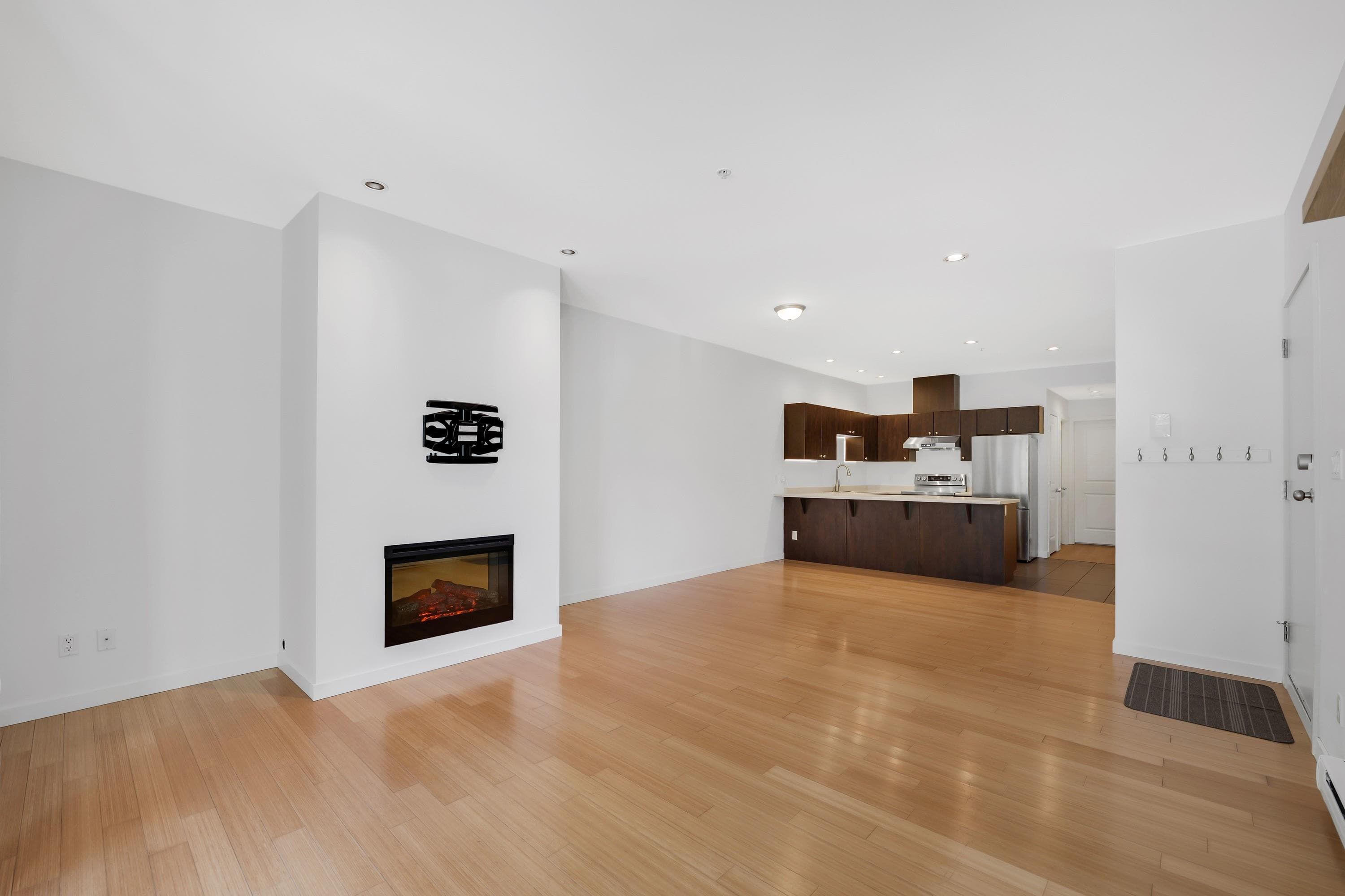 107 - 40147 Government Road, Squamish, V8B 0R6 — photo 4