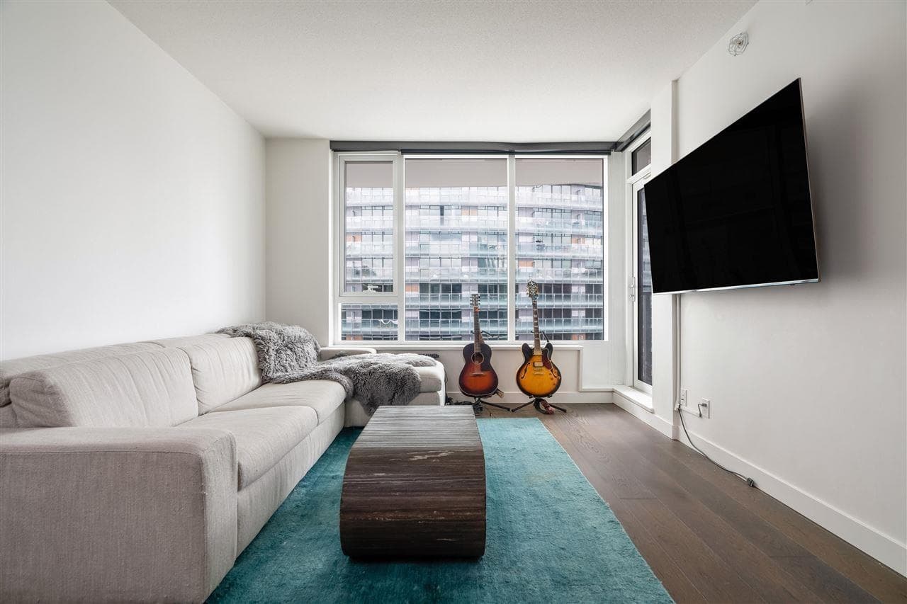 1917 - 68 Smithe Street, Vancouver, V6Z 2W1 — photo 4