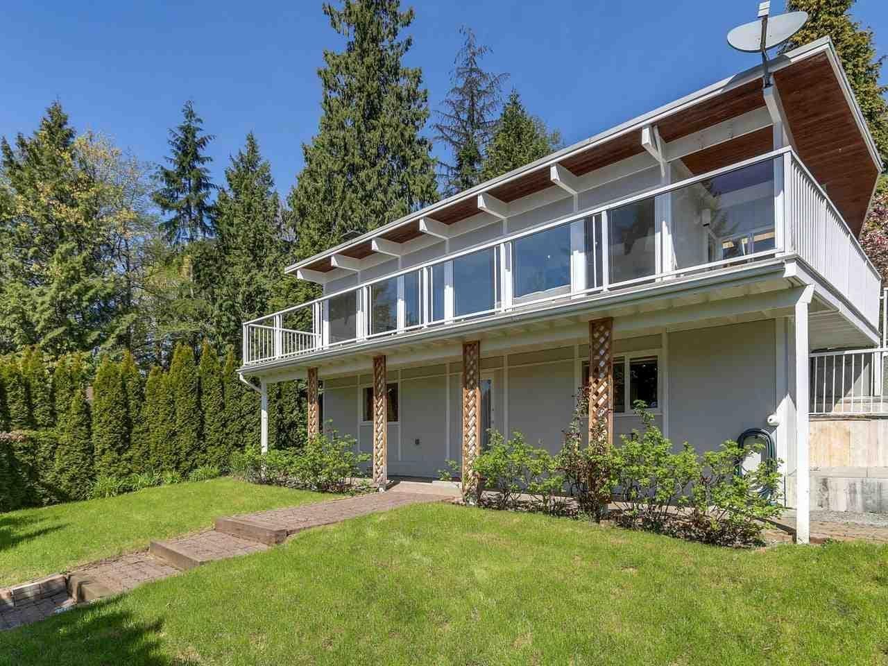 1720 Queens Avenue, West Vancouver, V7V 2X7 — photo 1