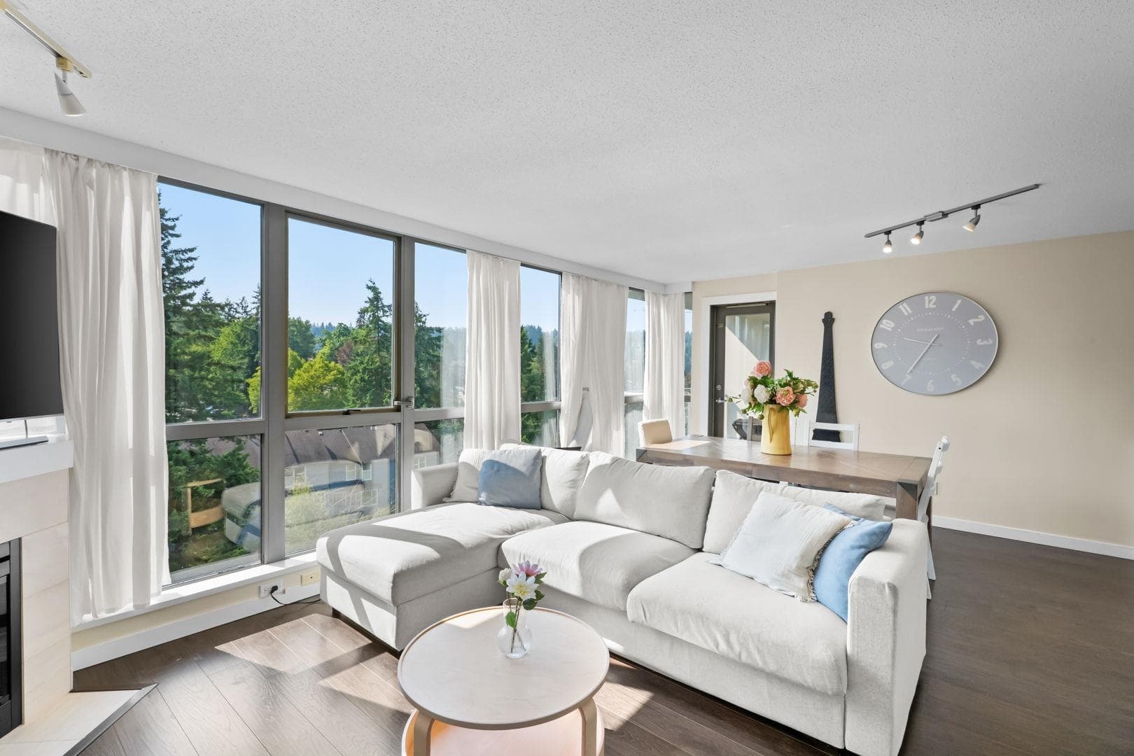 902 - 295 Guildford Way, Port Moody, V3H 5N3 — photo 4
