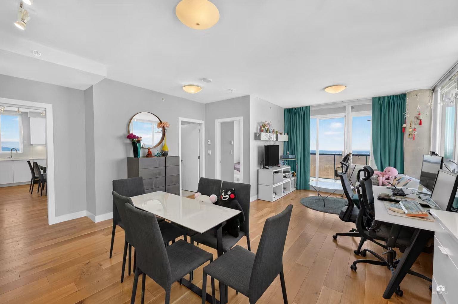 1206 - 9393 Tower Road, Burnaby, V5A 0E2 — photo 3